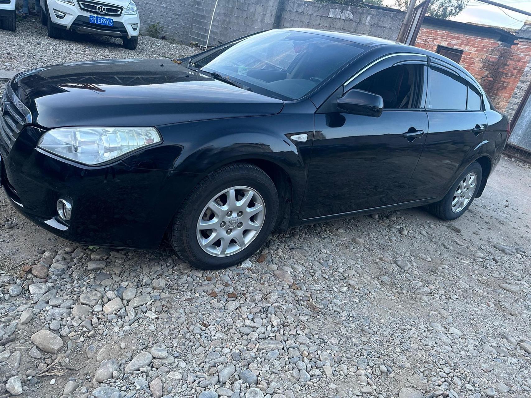 最新拿下一张代步练手车,2010年上牌一汽红旗奔腾b50,自动挡,1.