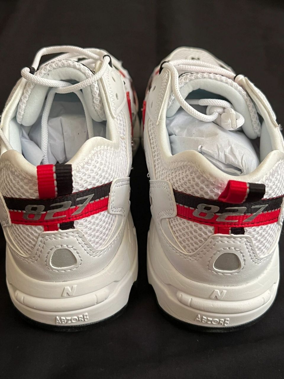 又又又挖到一双169块钱的新百伦827复古跑鞋 new balance 827白黑红