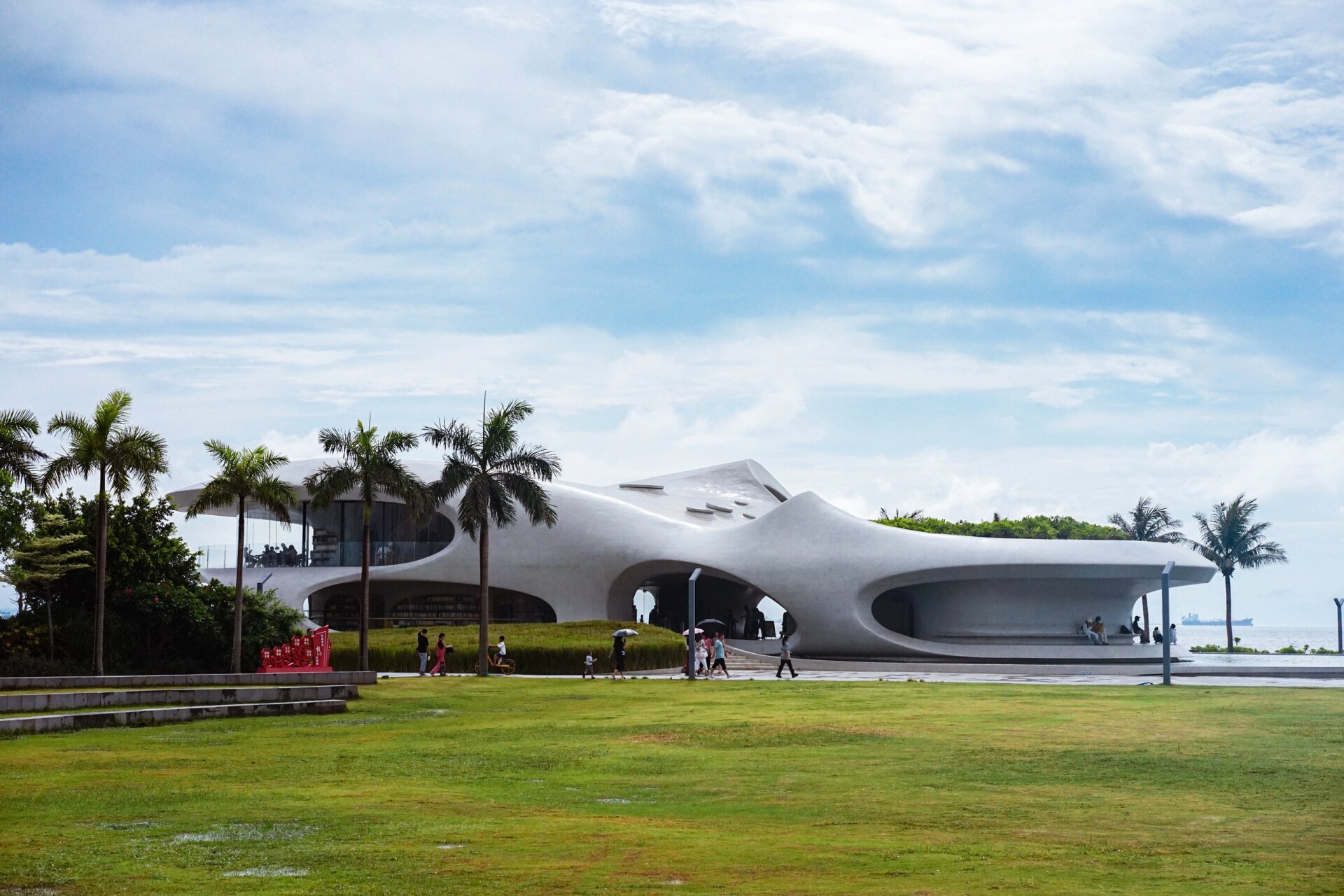 海口新晋网红打卡地云洞图书馆