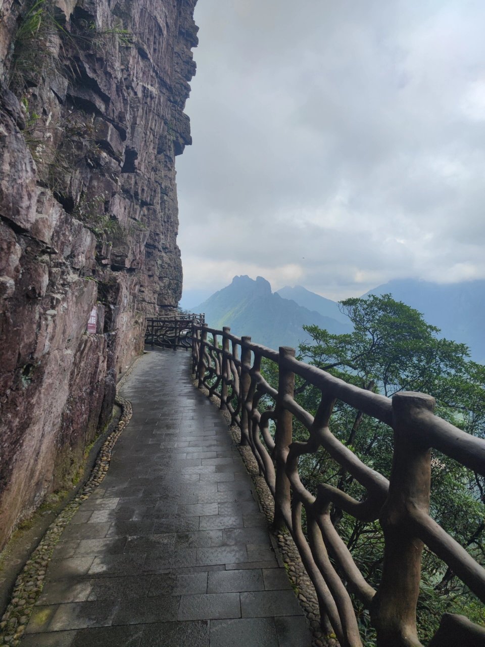 广西平南北帝山旅游区图片