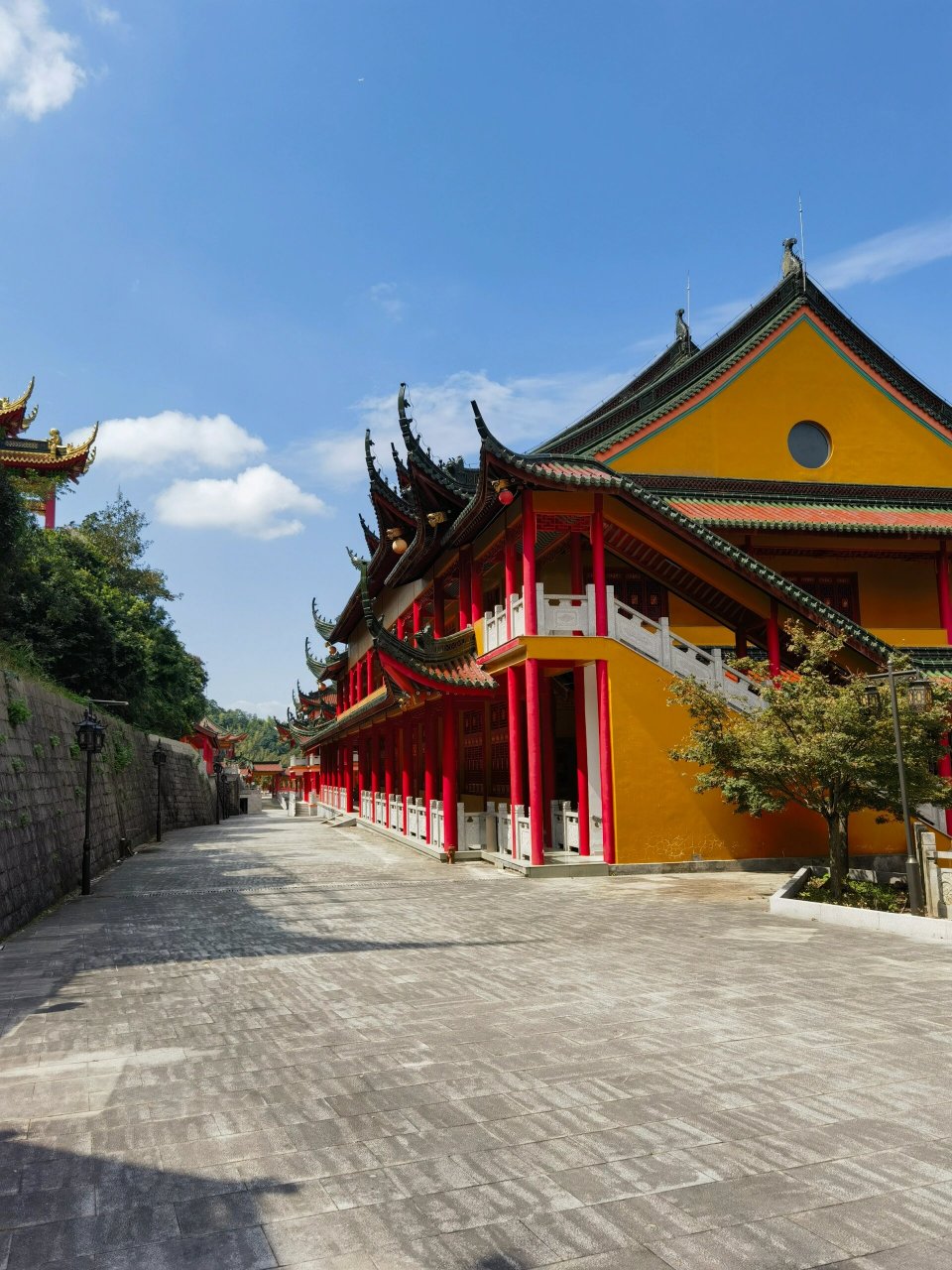 上虞秀峰寺 一座隐于深山的古寺,高速章镇或者三界出口,开山路20多分