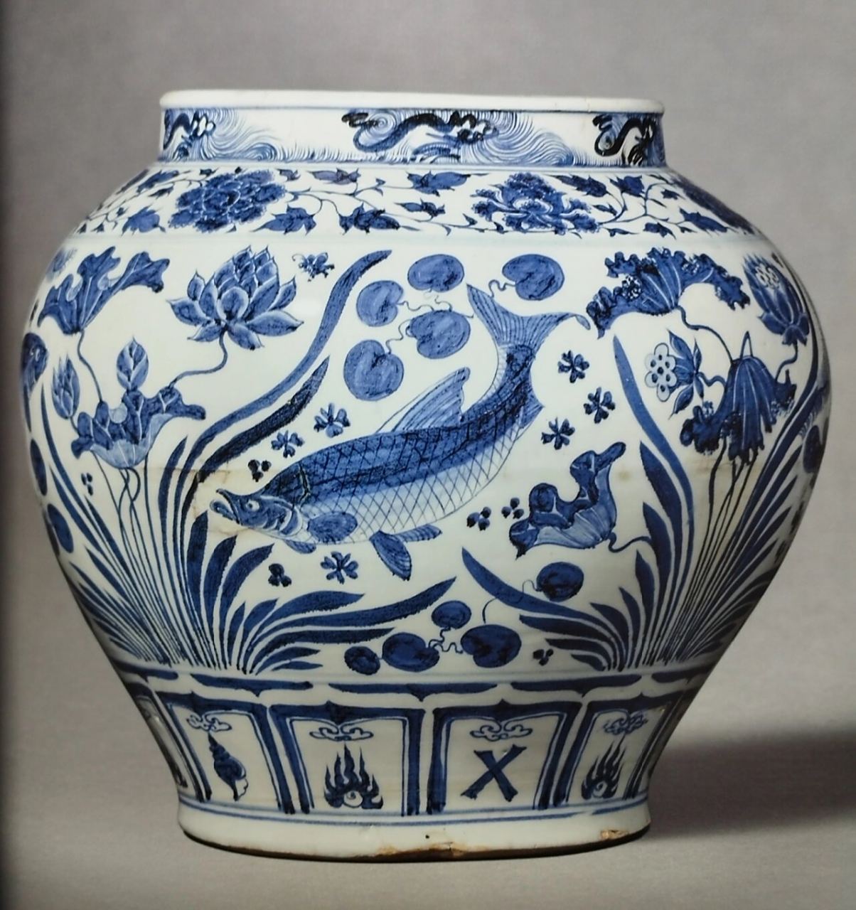 元青花 鱼藻纹大罐 jar with four fishes in a lotus pond yuan