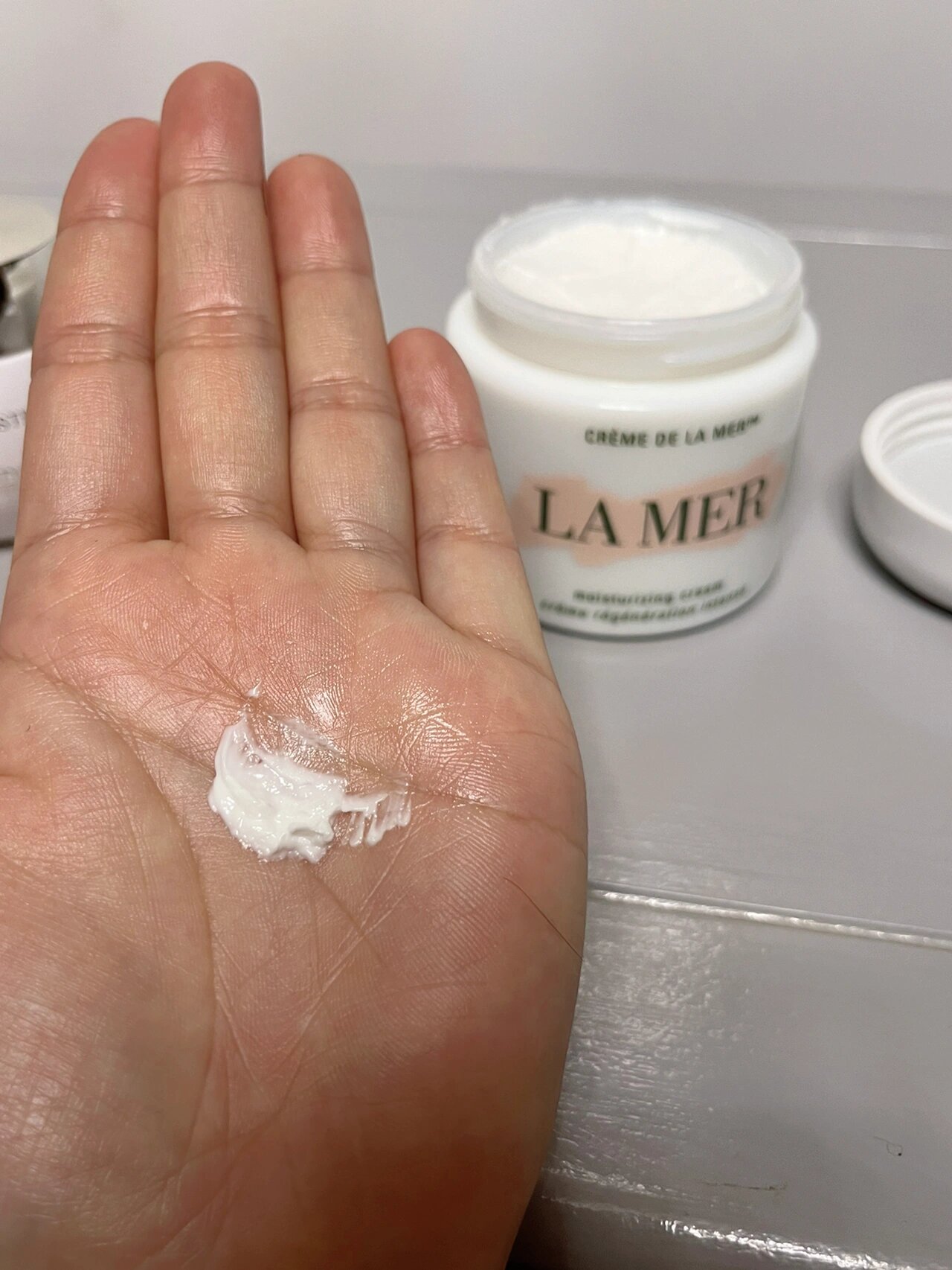 海蓝之谜经典面霜乳化使用方式