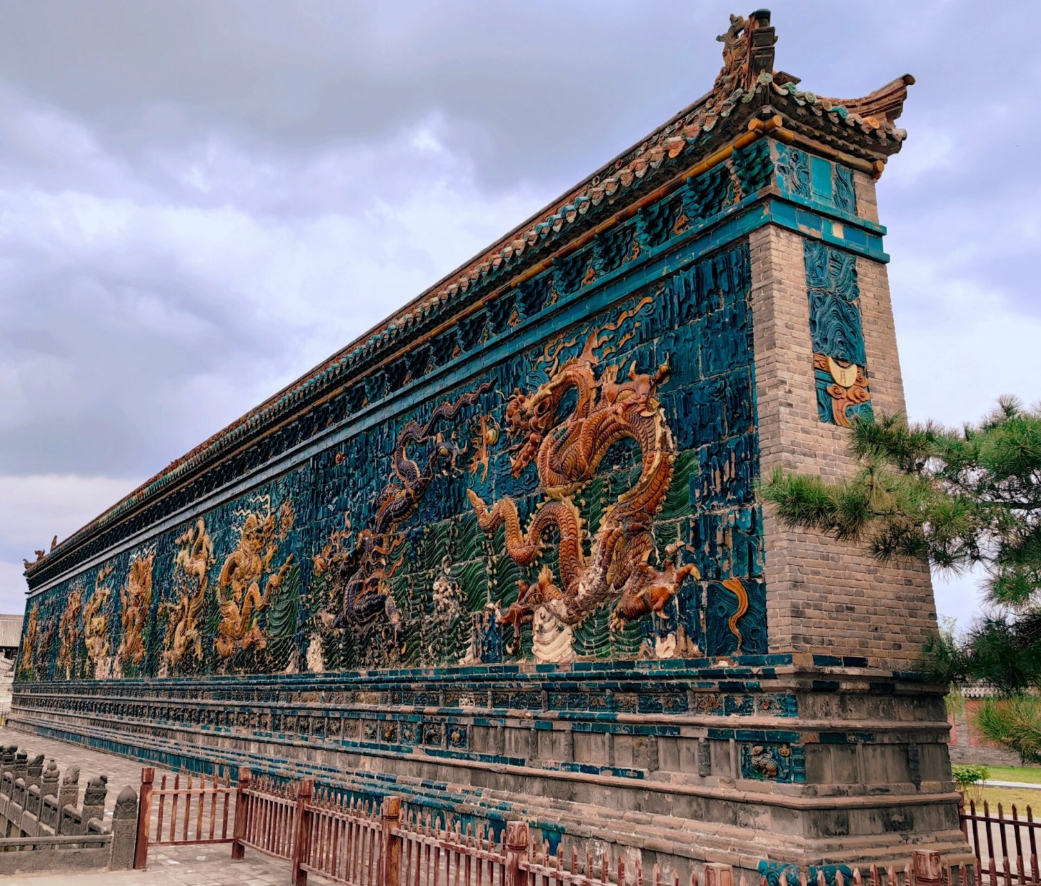 大同旅游|代王府九龙壁