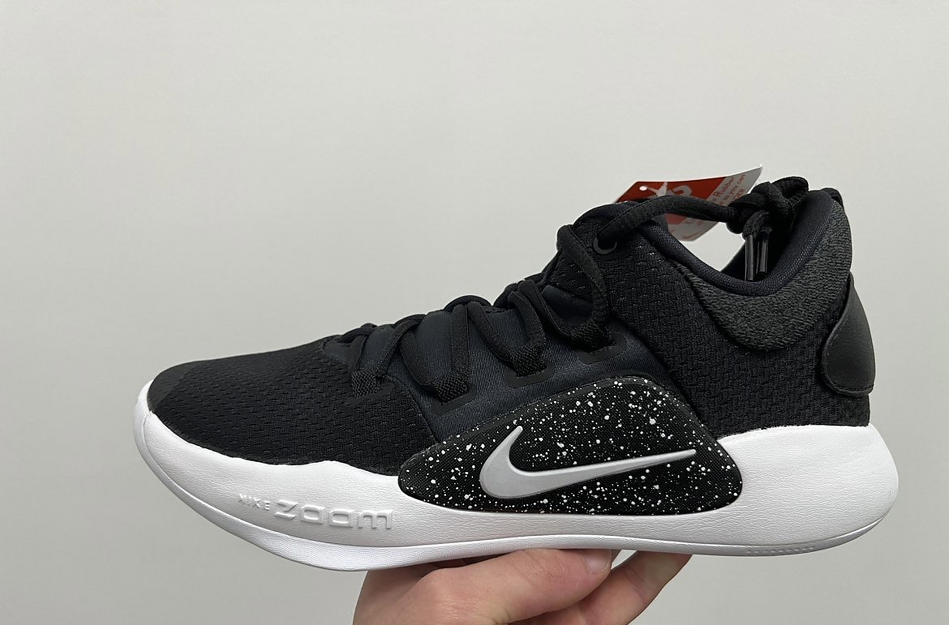 nike hyperdunk x(2018) low black white nike hyperdunk x(2018)