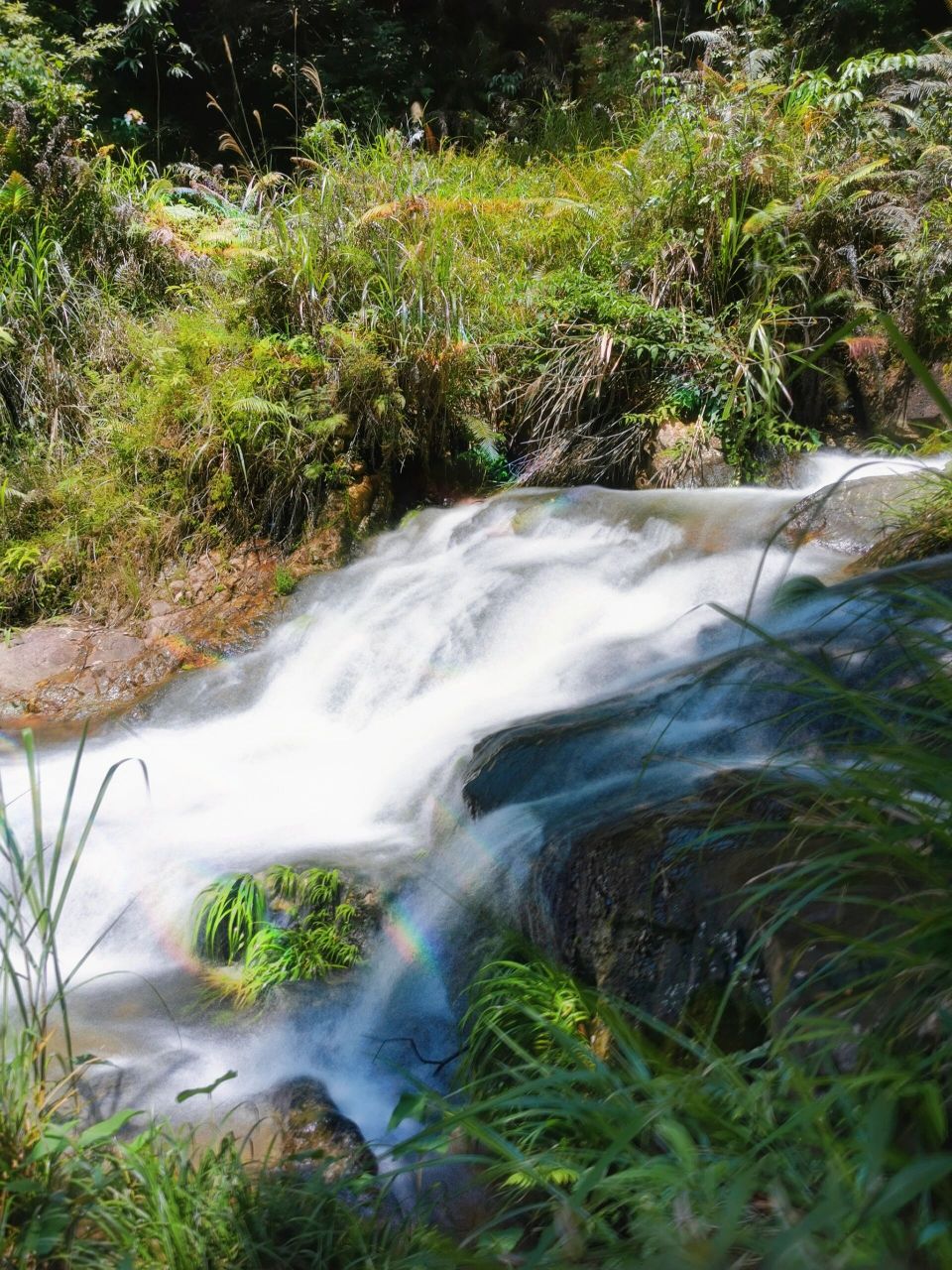 夏日清凉景点推荐:乐昌白水寨  炎炎夏日,来韶关乐昌市白水寨,清凉