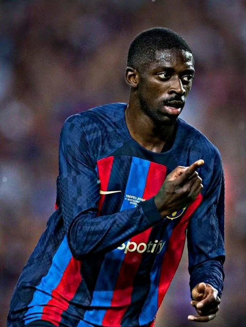 法媒:登贝莱有望重返法国国家队.#我的宝藏社团##巴萨##打球吧新同学