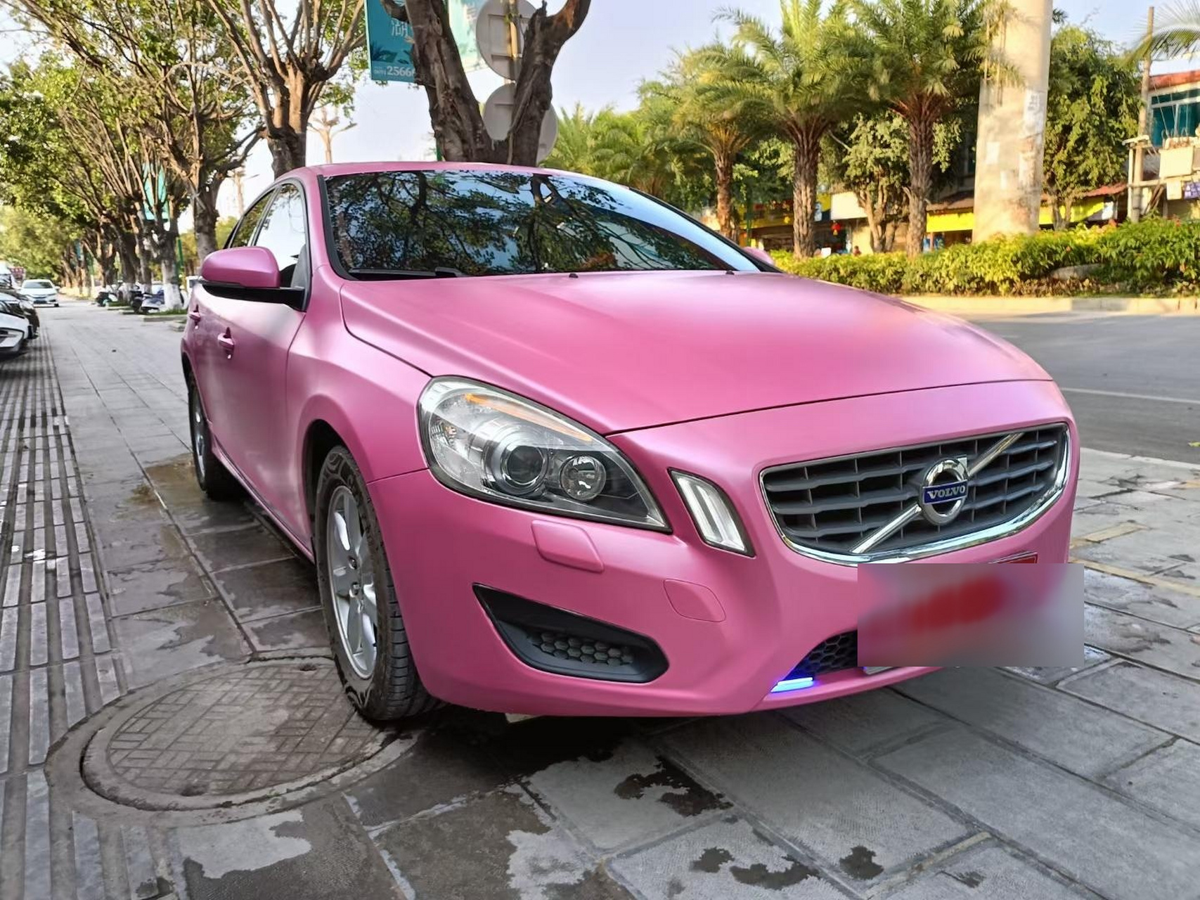 4万多包过户开走2012年沃尔沃s60,1.