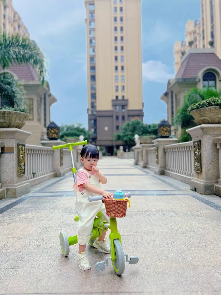 多功能儿童三轮车脚踏车 咱们今天来聊聊这款超酷的儿童三轮脚踏车啦!