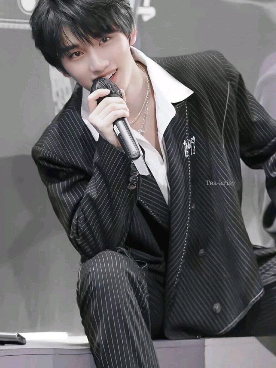 丁程鑫个人资料    字丑勿喷