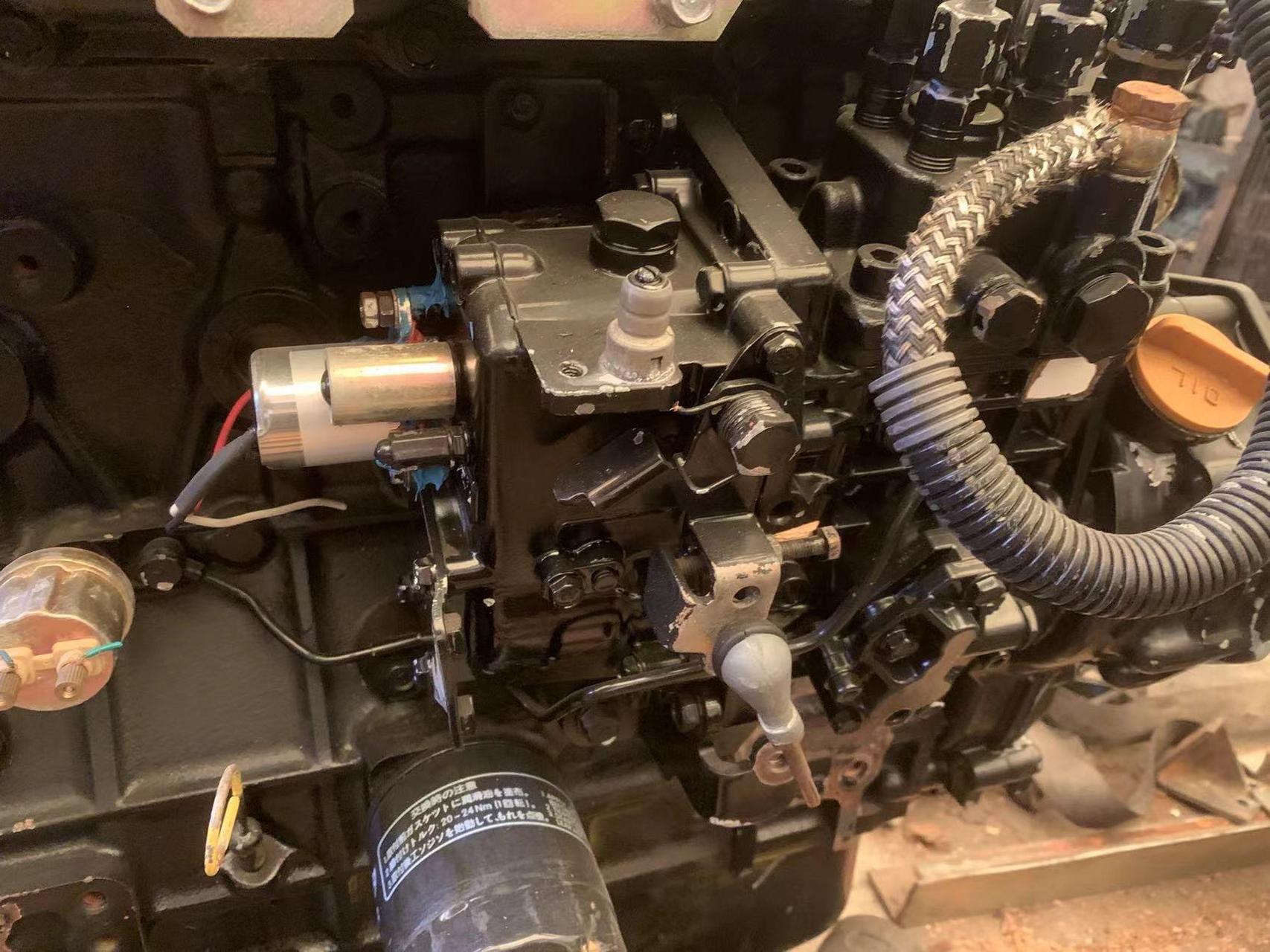 洋马4tnv98不带增压发动机总成 原装没动过