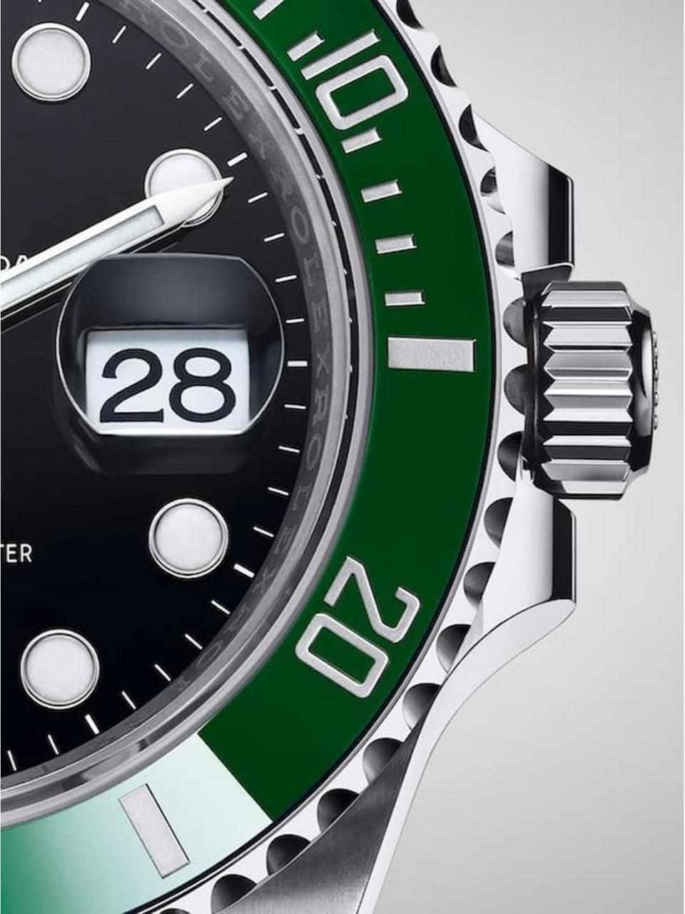 每天认识一款表:劳力士绿水鬼 90官方售价:72900元,二级市场:12万