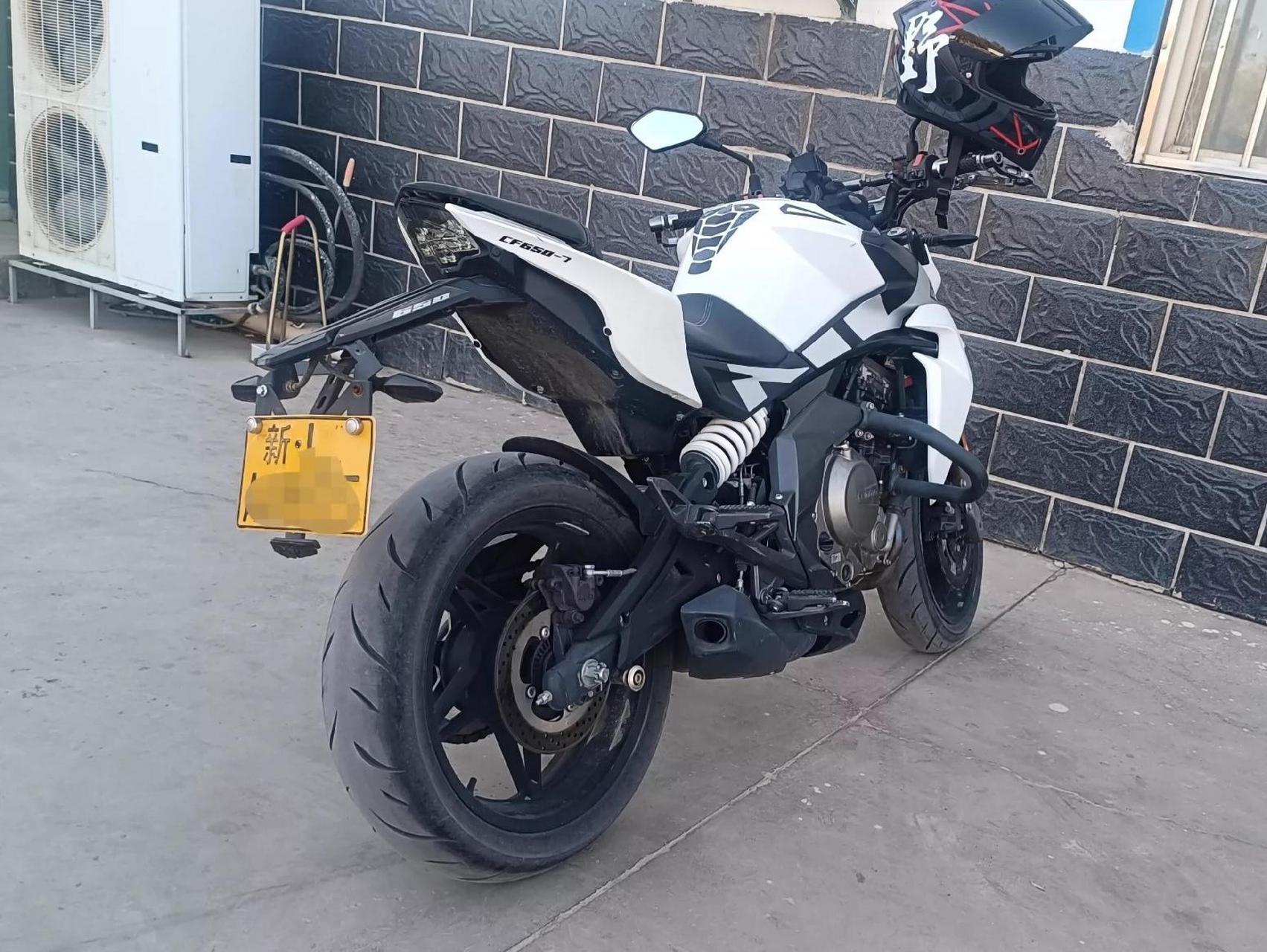 出售17年10月春风650nk,带abs,性价比超高的大排量街车,650排量,随时