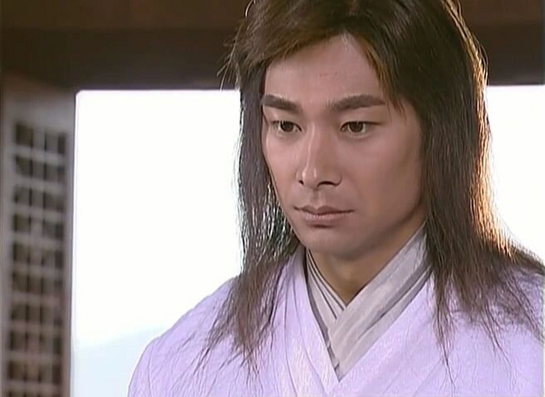 1,《风云之雄霸天下》相信很多人都看过,他可以说承包了我们90后的