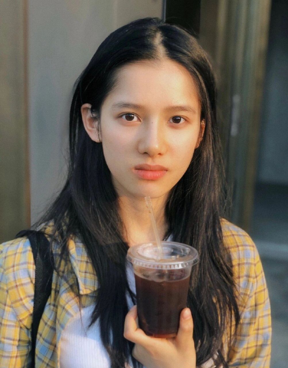 张婧仪,1999年7月10日出生于湖南省邵阳市,中国内地女演员,毕业于北京