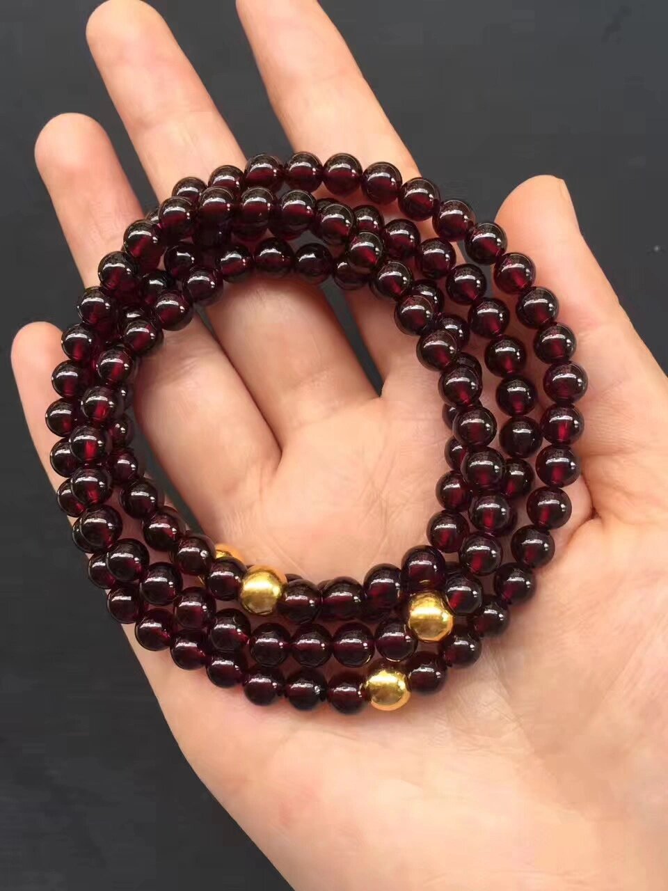 石榴石手串 石榴石搭配黄金珠串