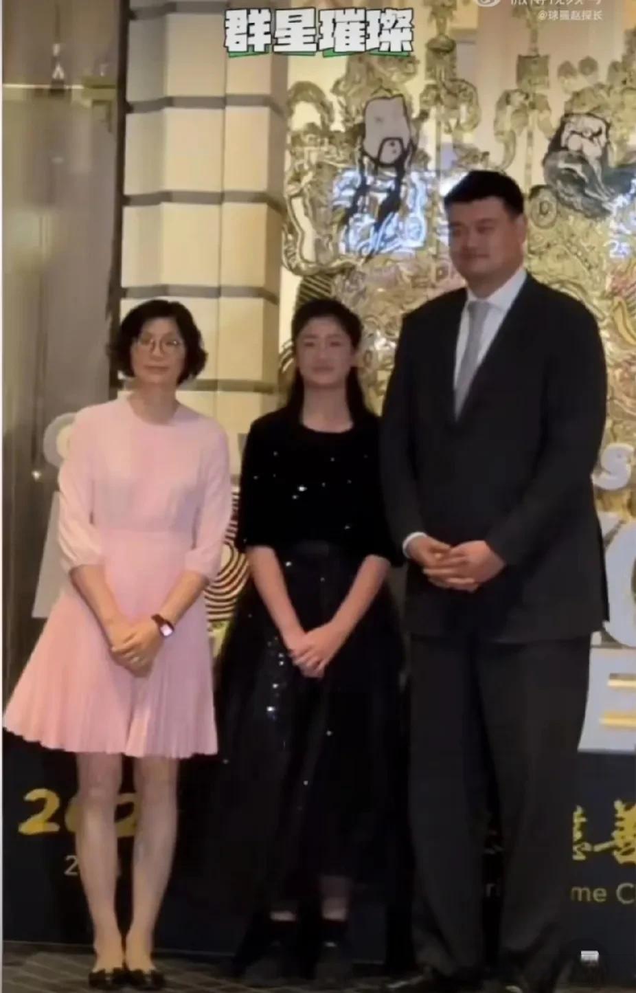 专家预测姚沁蕾身高可以长到2米15,比韩旭还要高出10公分左右,这样的