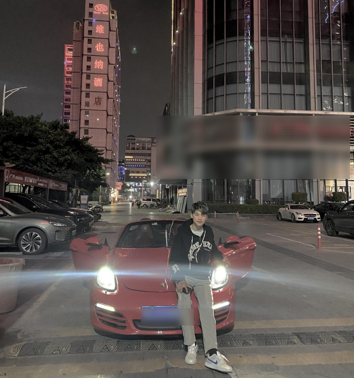 我很喜欢保时捷的一句广告语:英雄不问出处,人生需求出路,bba只是过渡