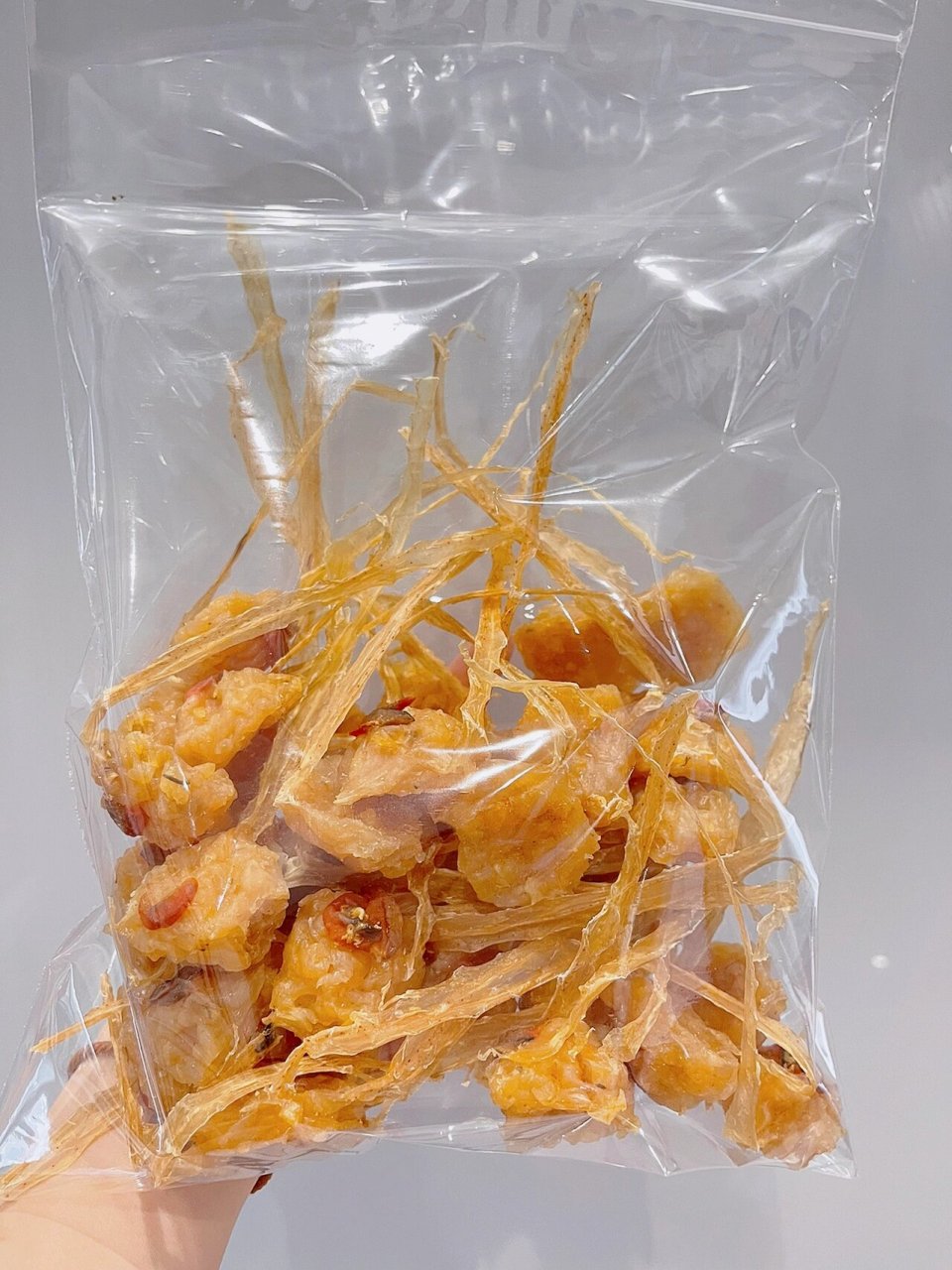 它有养眼睛,清肝明目的功效,因而名叫:明目鱼.