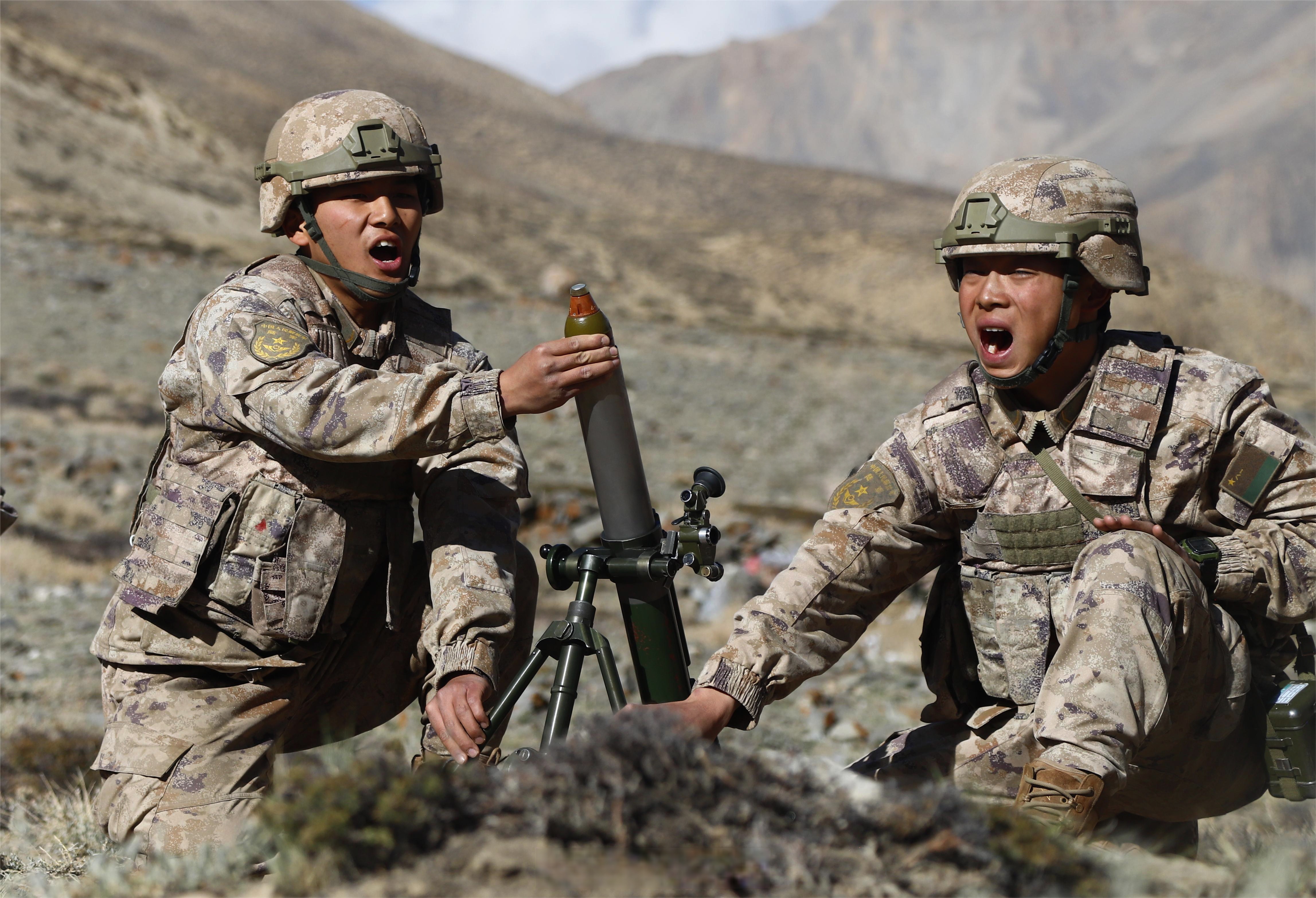 照片炮爷出击部队 炮火军事作战火力区23年陆军演习图片陆军演练图片