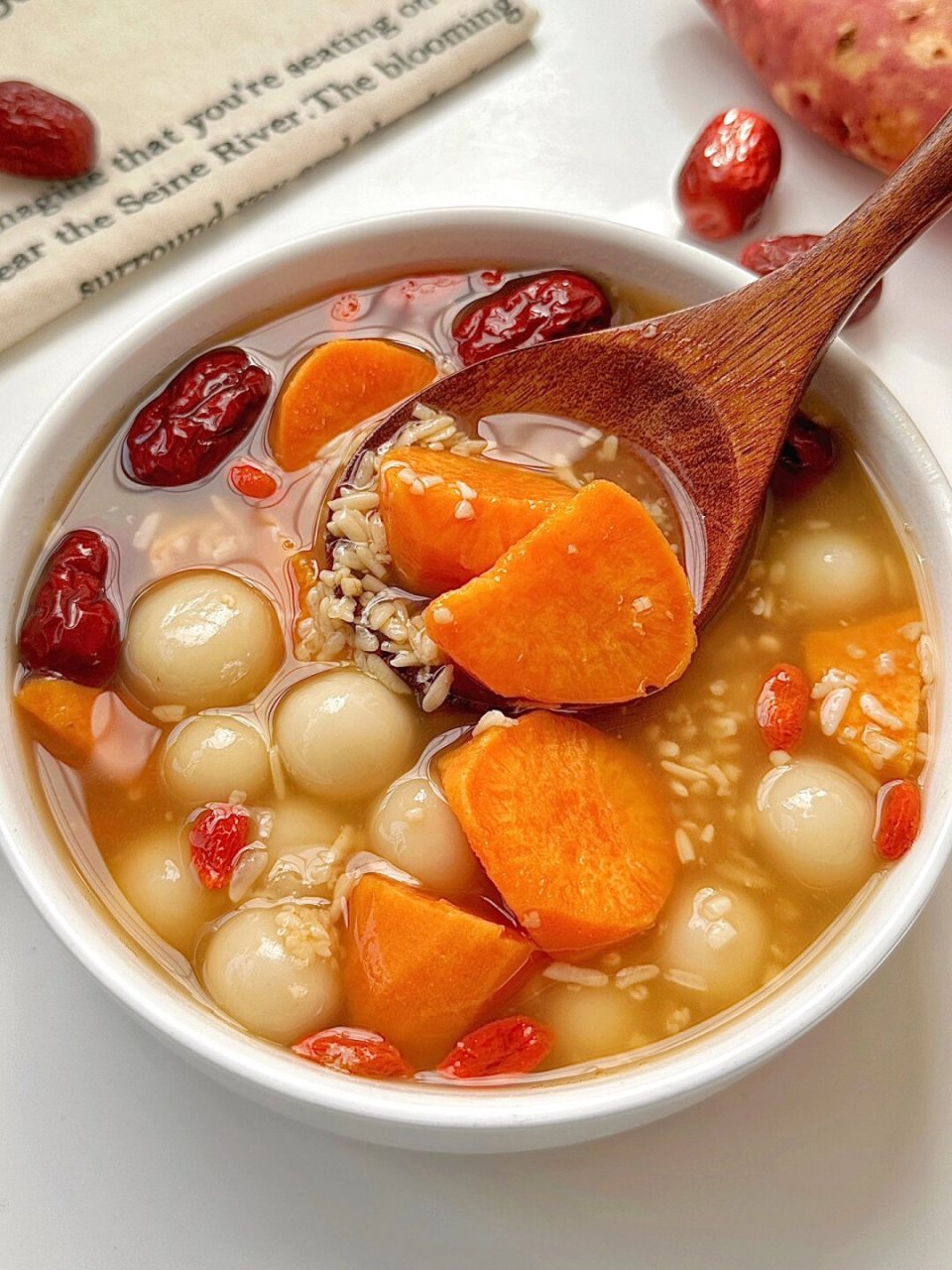 红薯酒酿圆子!这碗我妈煮了十几年! 暖肚驱7615!