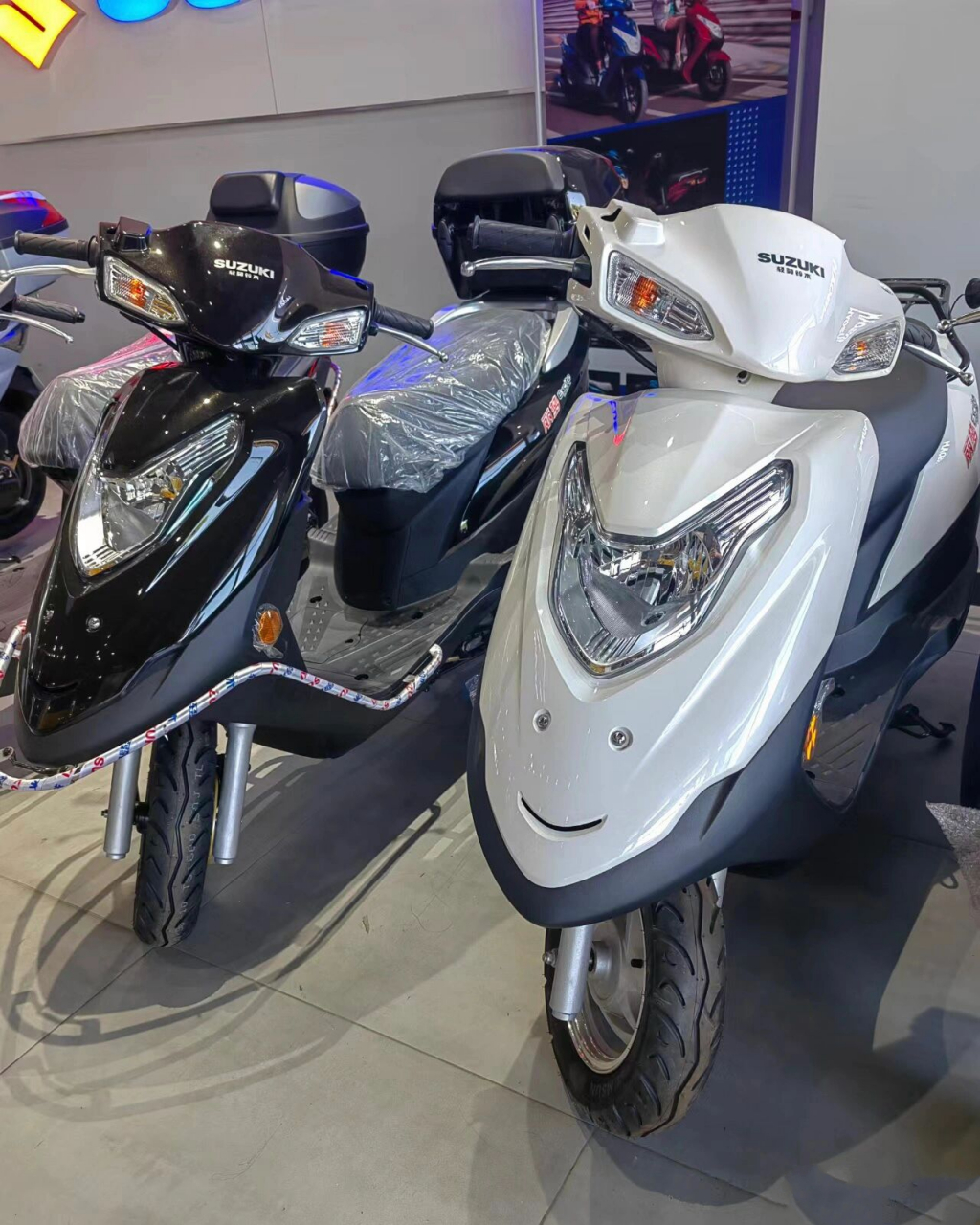 125踏板怎么选    铃木丽梦,豪爵vf125,新大洲本田125d,落地都是7000