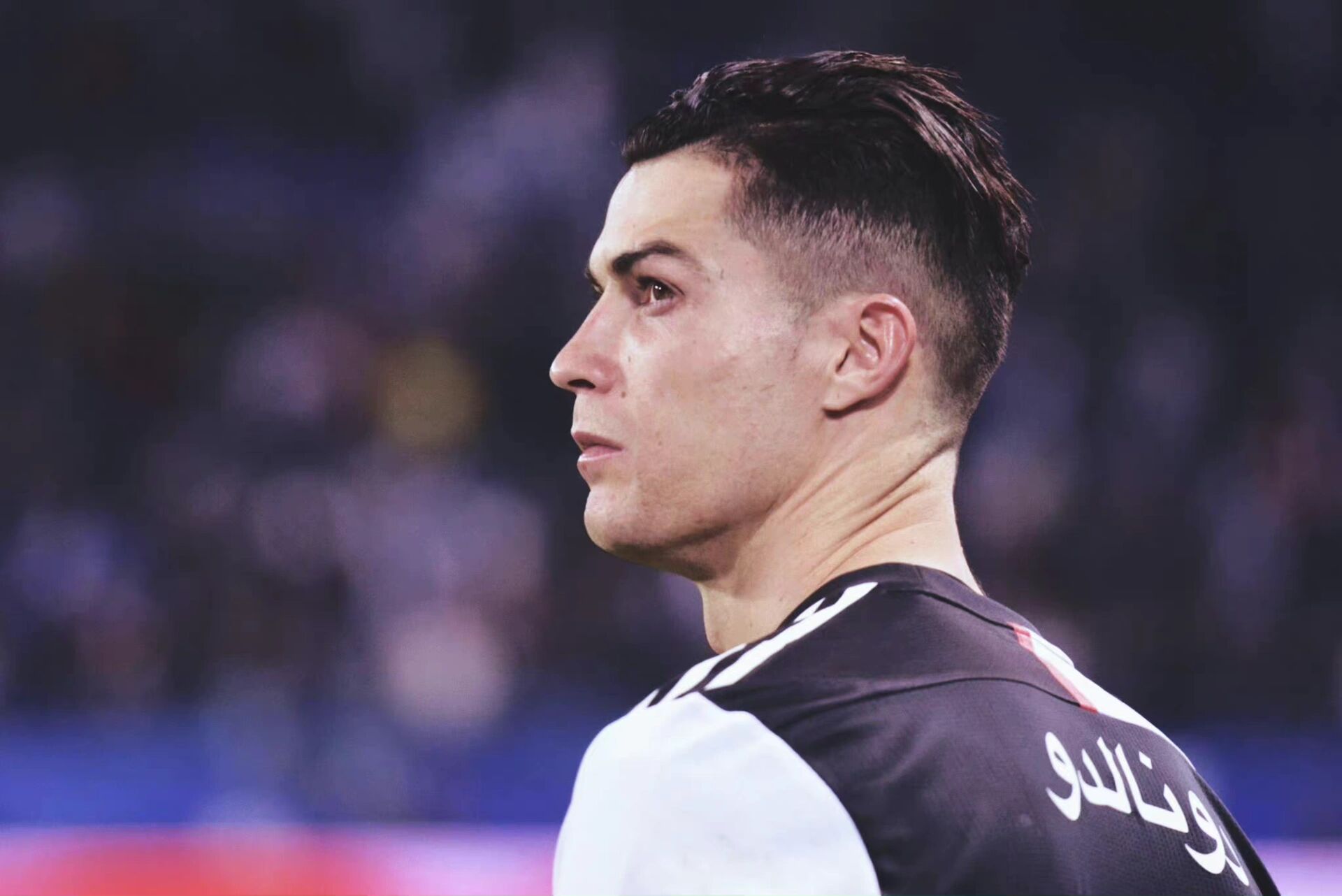 尤文时期的c罗长发