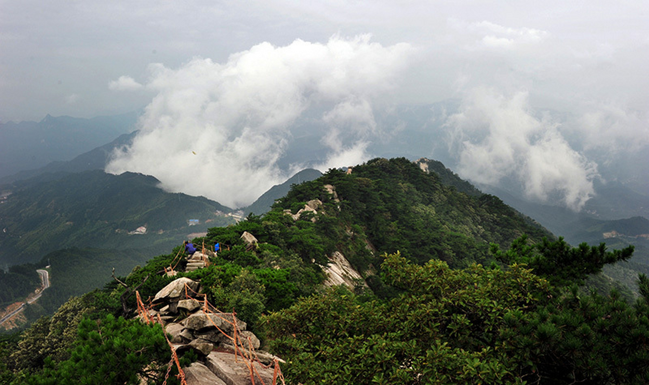 全国旅游之湖北黄冈 黄冈市,古称黄州,湖北省辖地级市,黄冈市是湖北省
