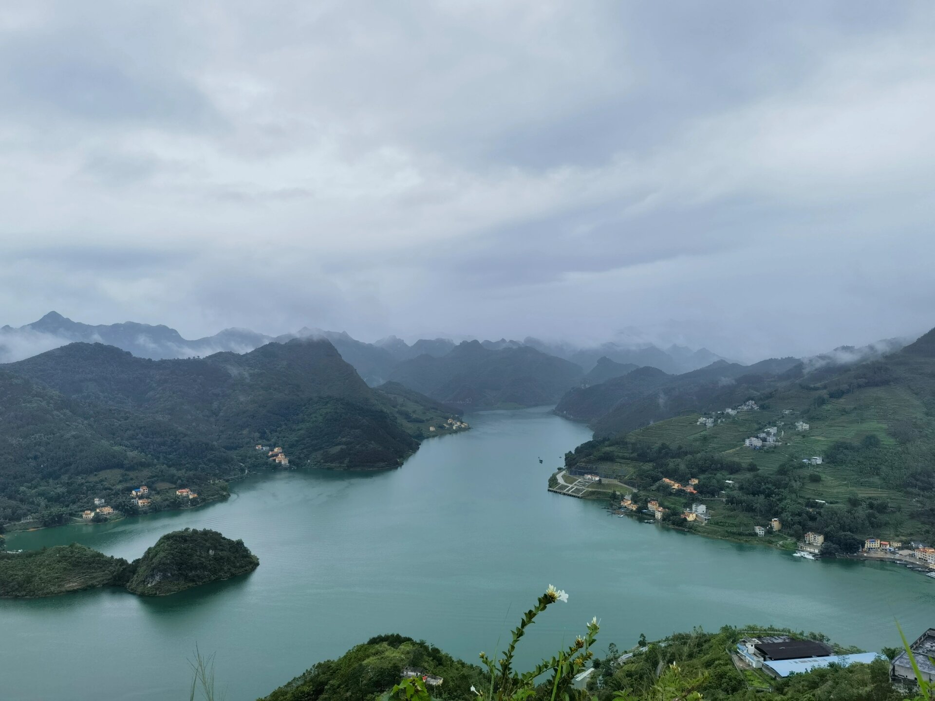 大化岩滩美女峰