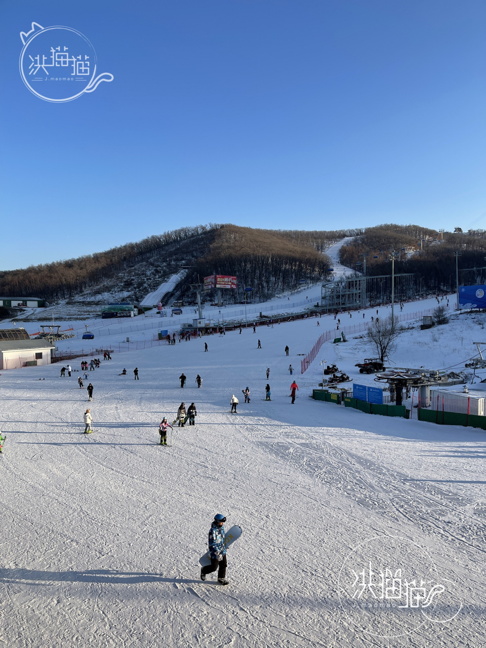 长春世茂莲花山滑雪场图片