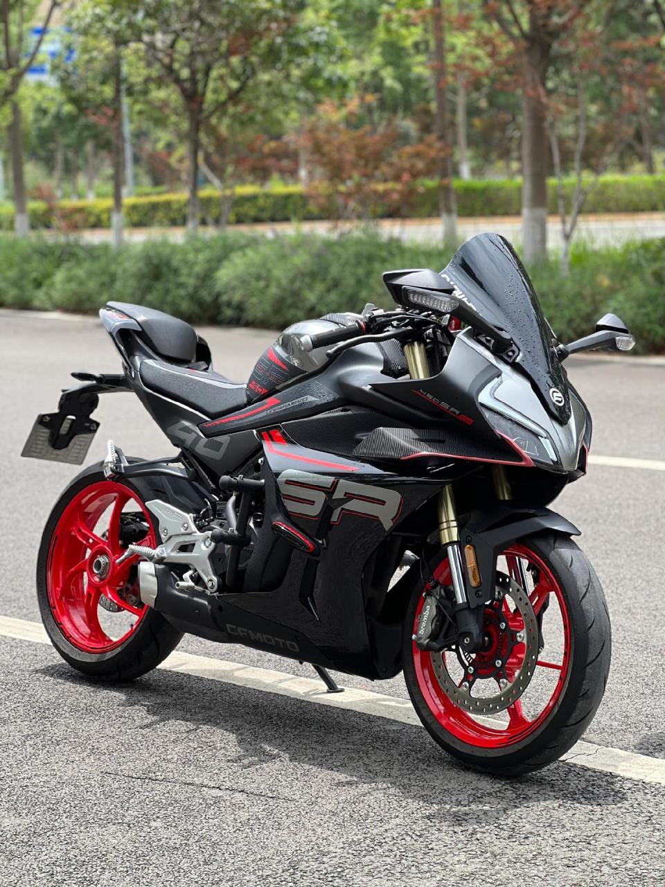 春风450 sr单摇臂 性价比高的摩托车推荐