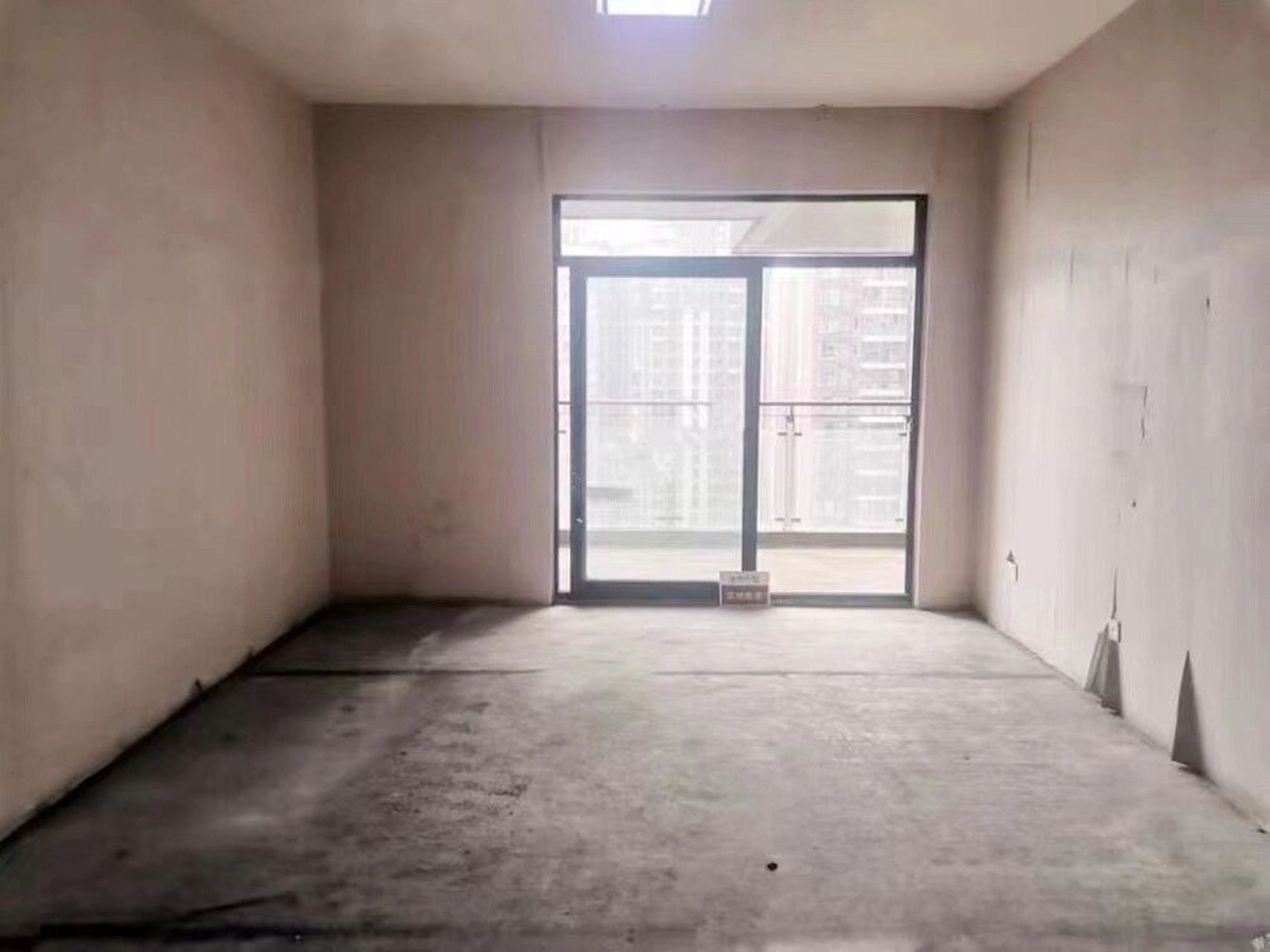 成华区万象城紫东芯座 套三才142w 首付42w 成华万象城:紫东芯座25楼