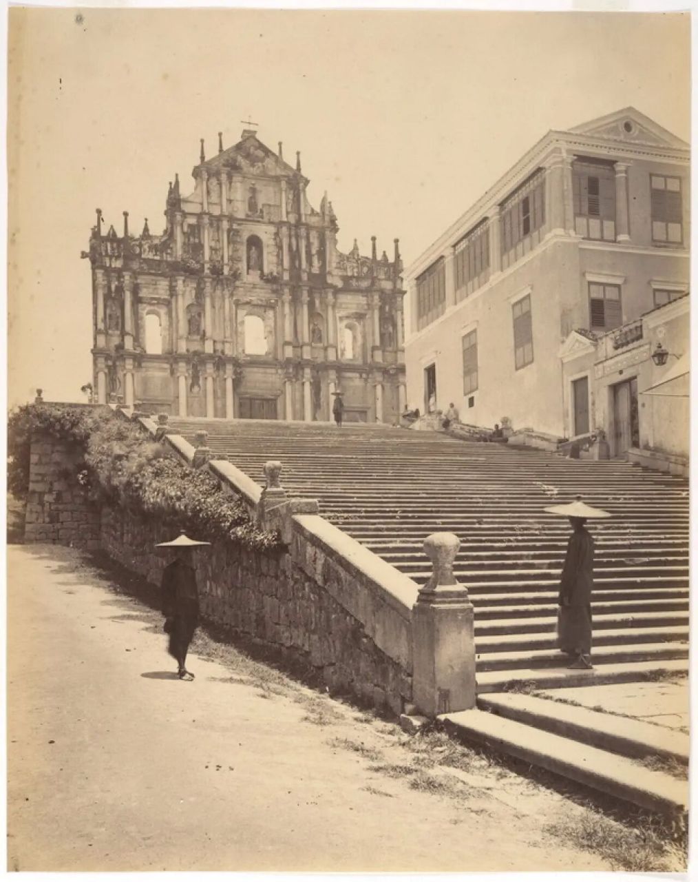 150年前的澳门大三巴牌坊 【老照片】晚晴时期1870年代的澳门老照片