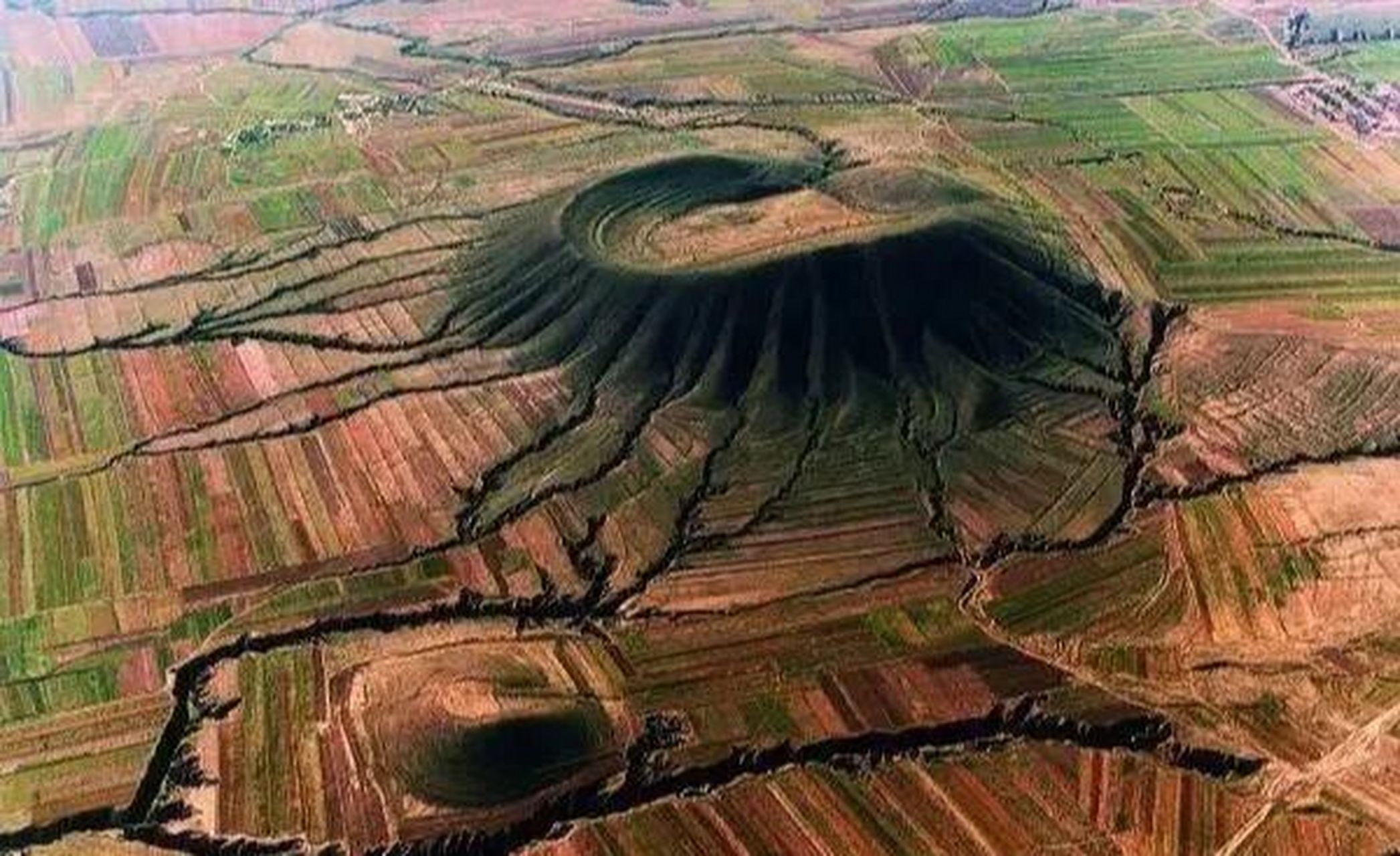 大同火山断陷盆地第四纪(距今80—20万年)岩浆活动及其火山地貌的总称