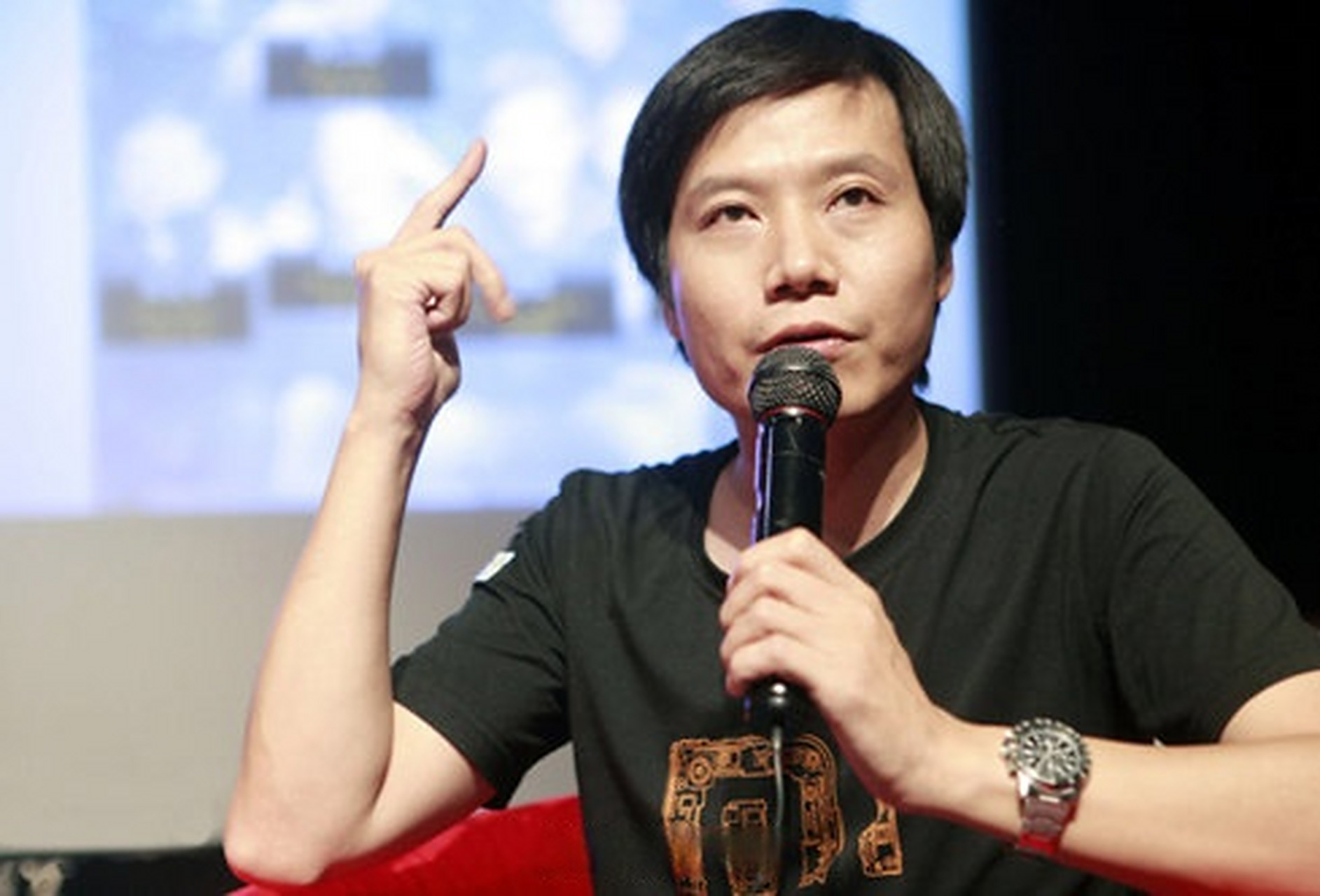 【#小米申请雷军拼音商标#】企查查app显示,小米科技有限责任公司申请