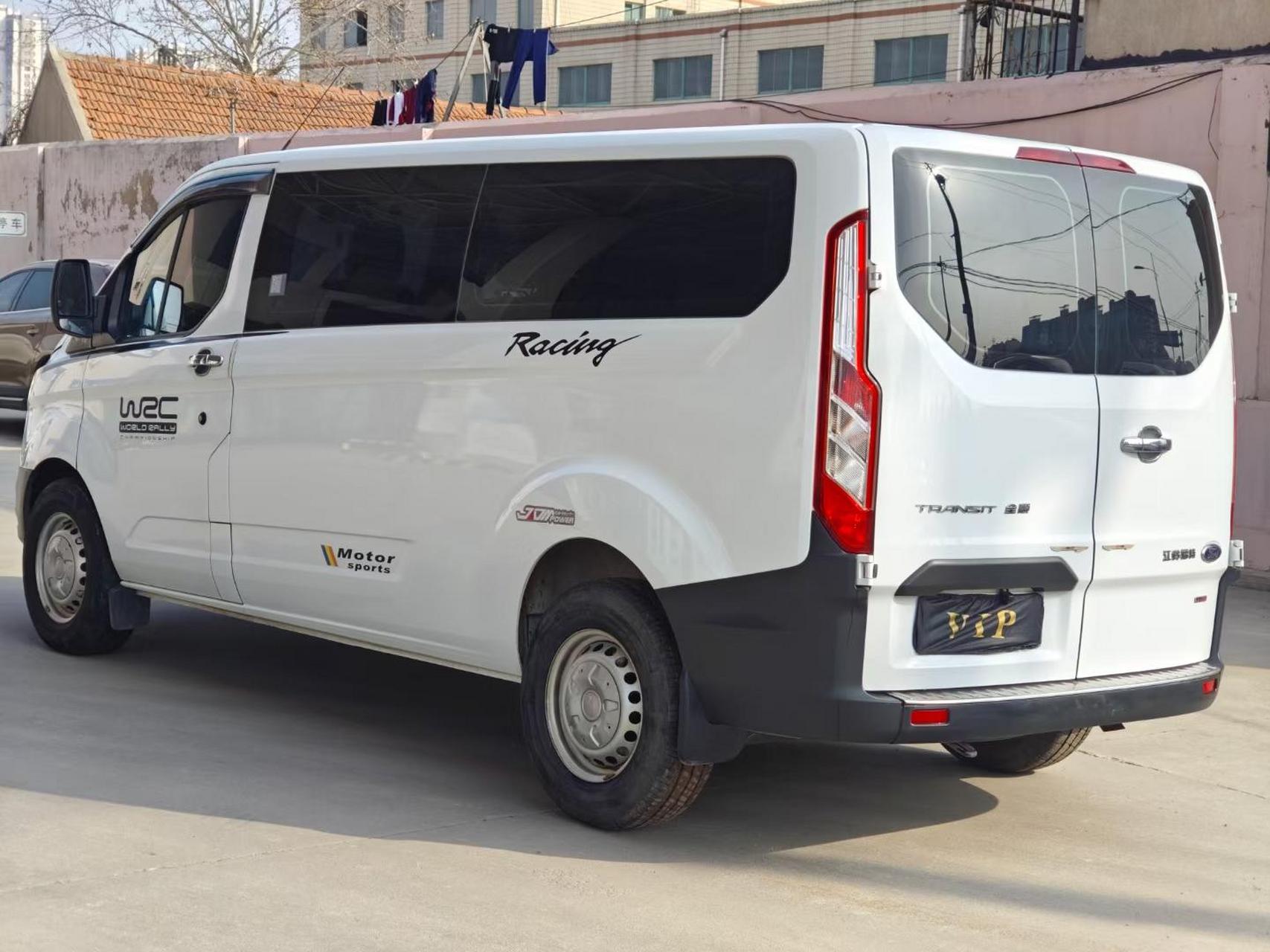 21年福特新全顺低顶长轴,可以下地库的长轴,柴油六座,个人一手实表5