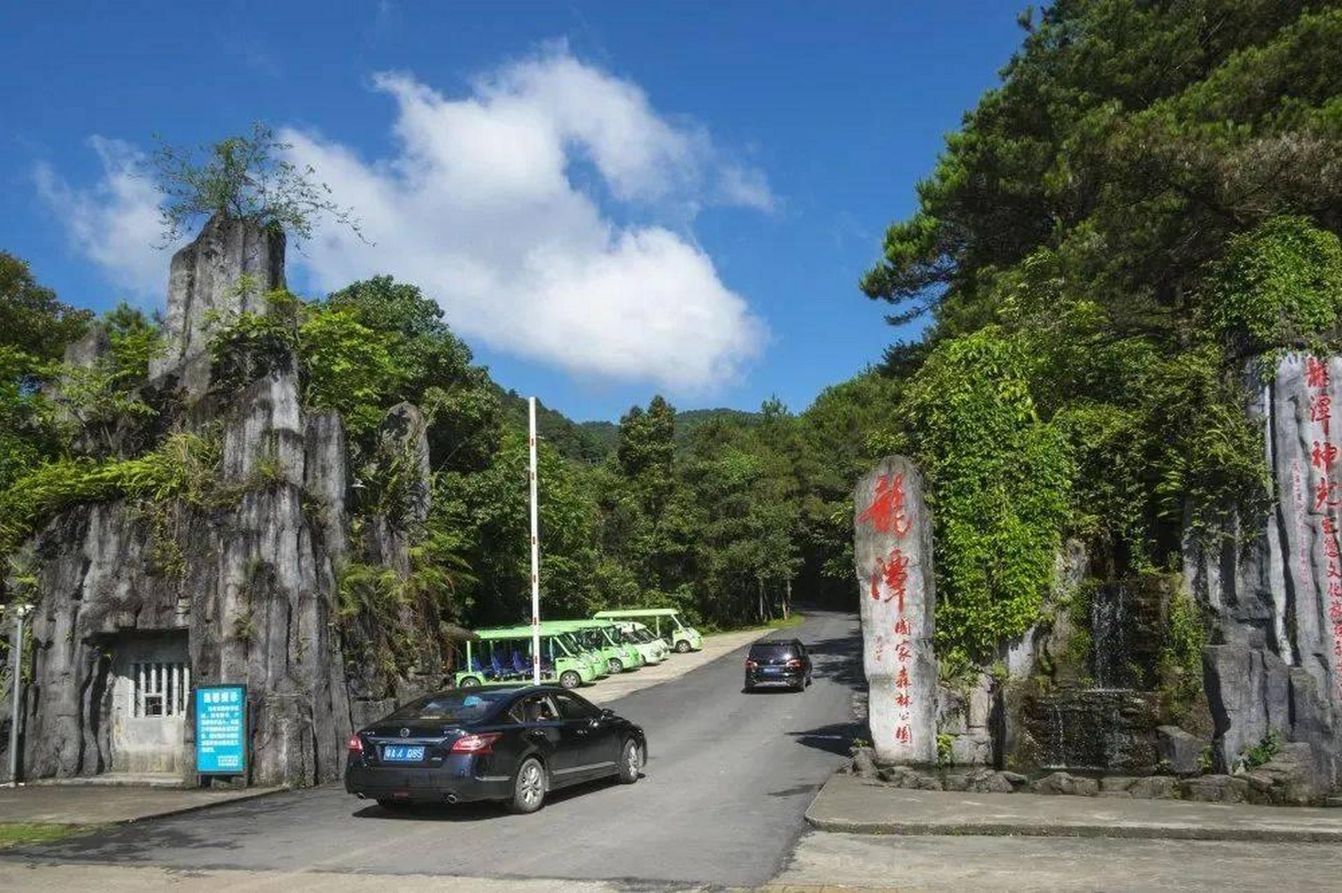 桂平市的语言分布 桂平市,别名浔州,位于广西东南部,贵港市东北部,北