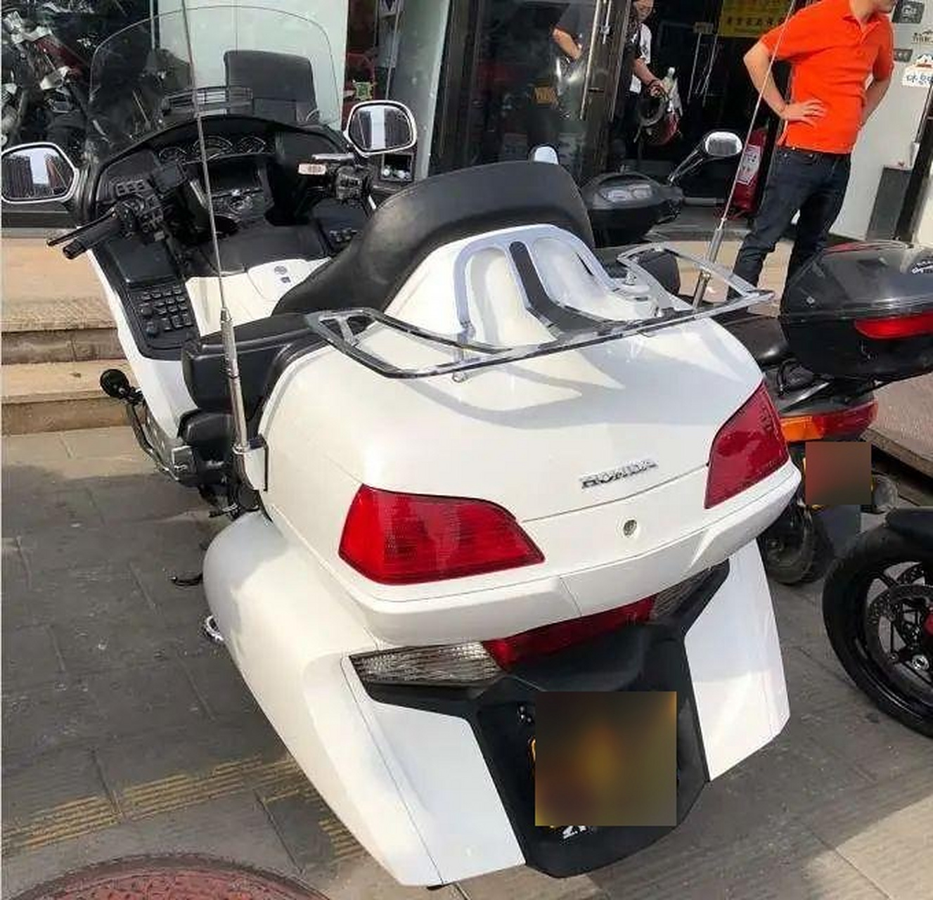 蓝牌京a摩托车  车牌照!每个价值20多个万