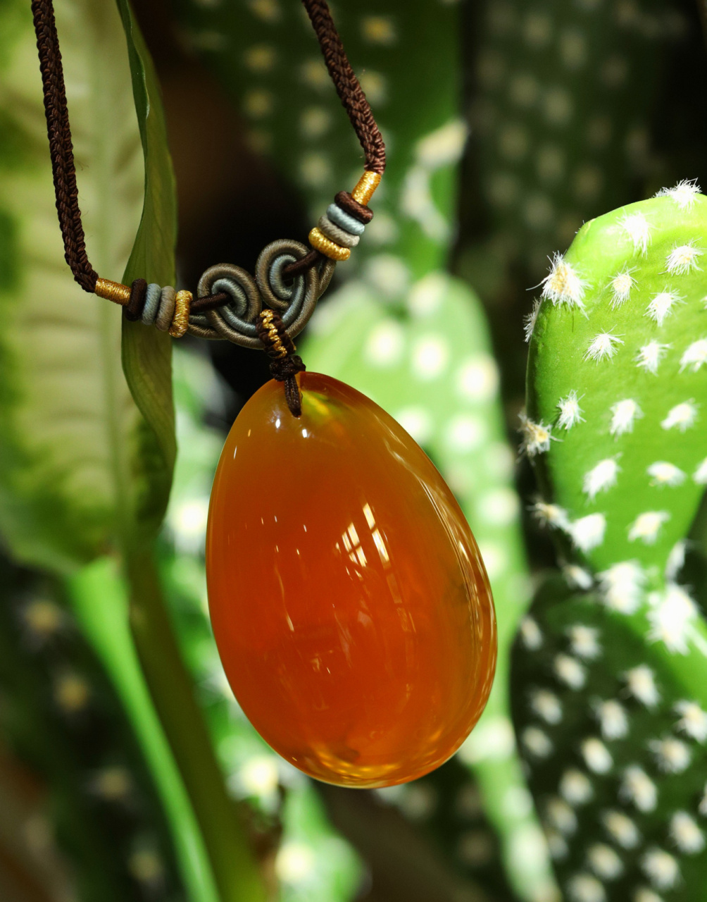 每一颗鸡油红都是蜜蜡里的万里挑一03 天然蜜蜡中独爱这抹橙红色的