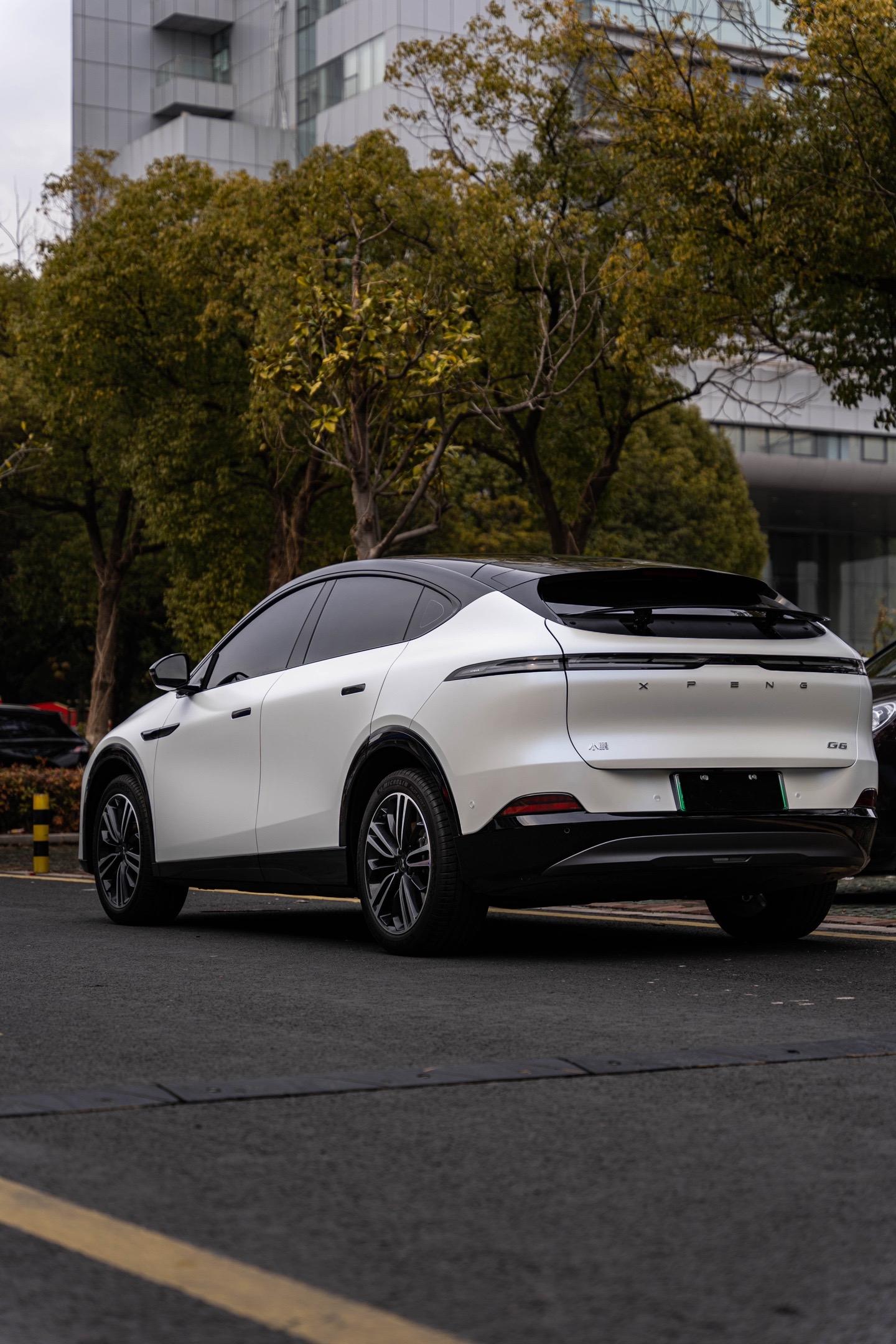 小鹏g6 改色电光白变蓝