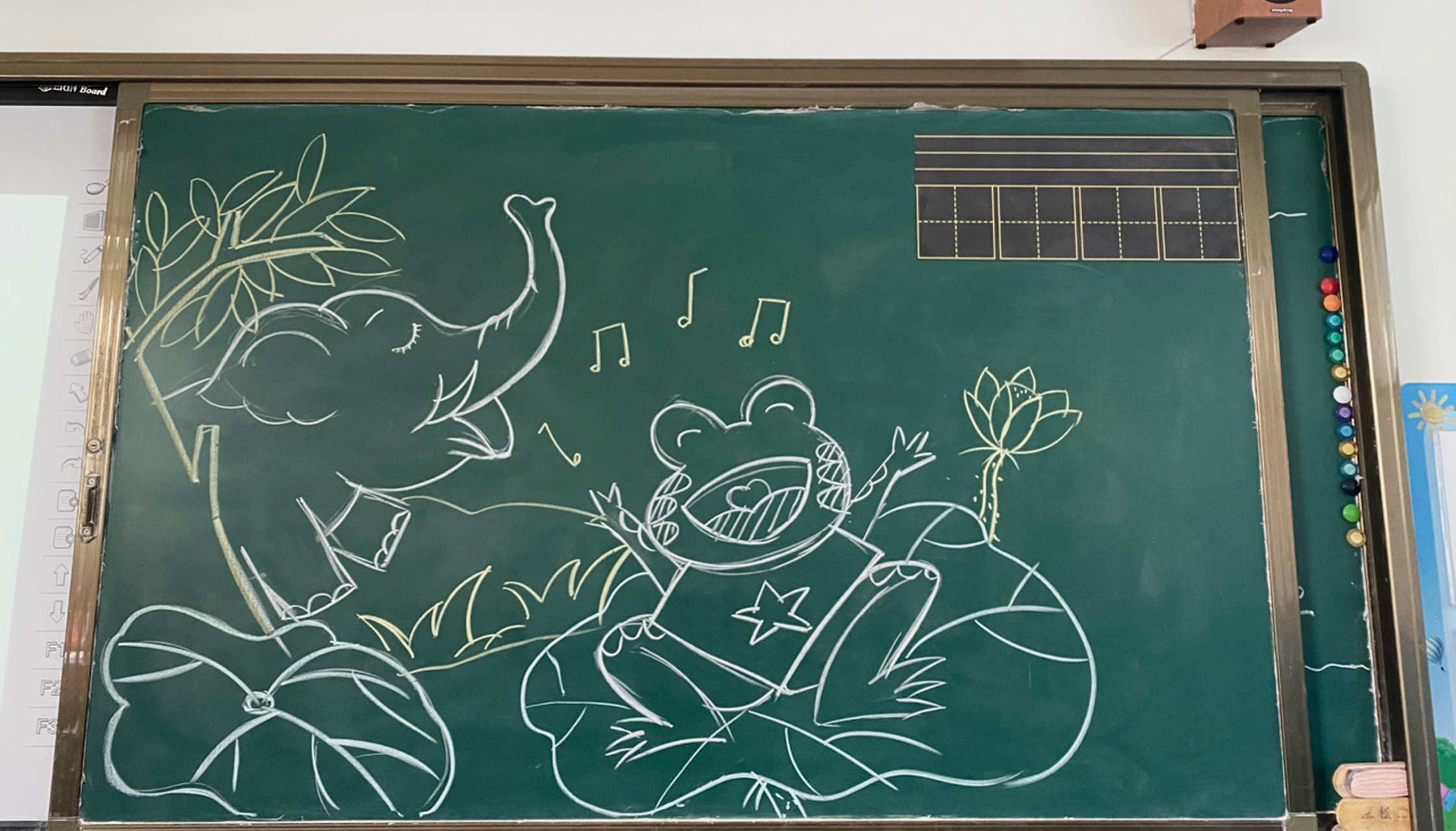 一年级美术《动物唱歌的模样》范画 学生作品 一年级美术《动物唱歌的