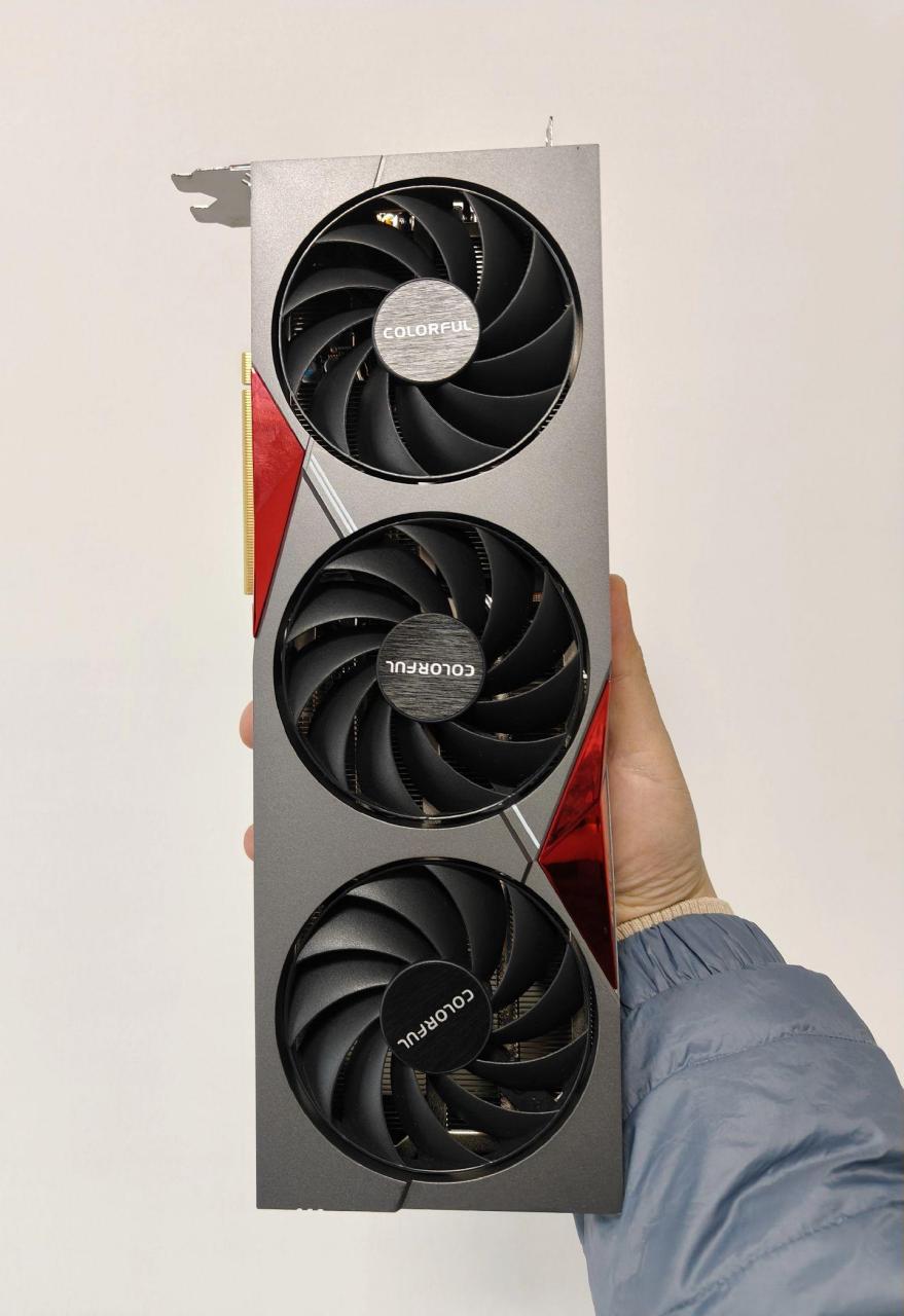 七彩虹4060ti 豪华战斧 8g 23年10月出厂  2882元顺丰包邮寄出  sn