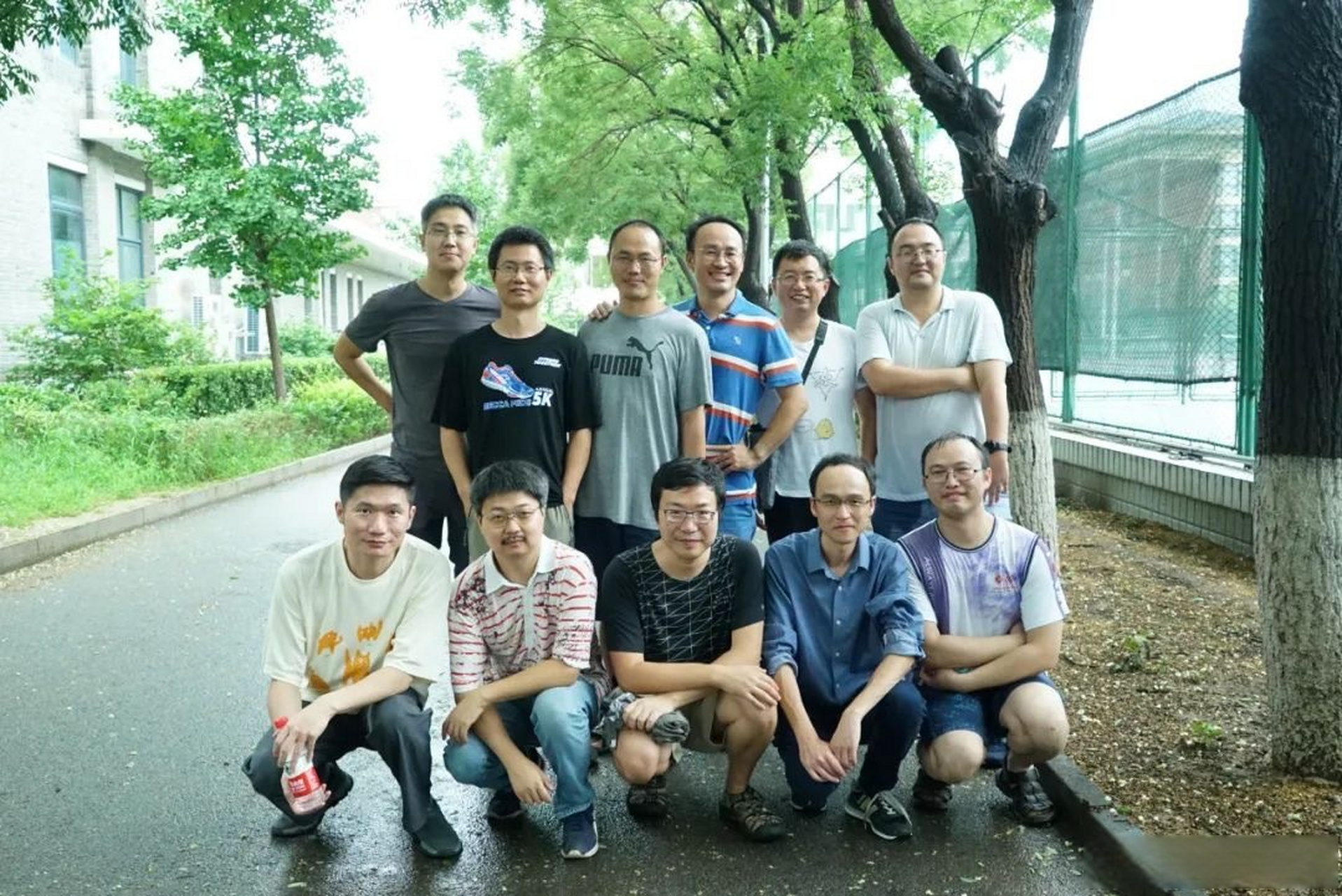 【跨越十九年的合影——"黄金一代"数学家重聚燕园】多年来,在北大