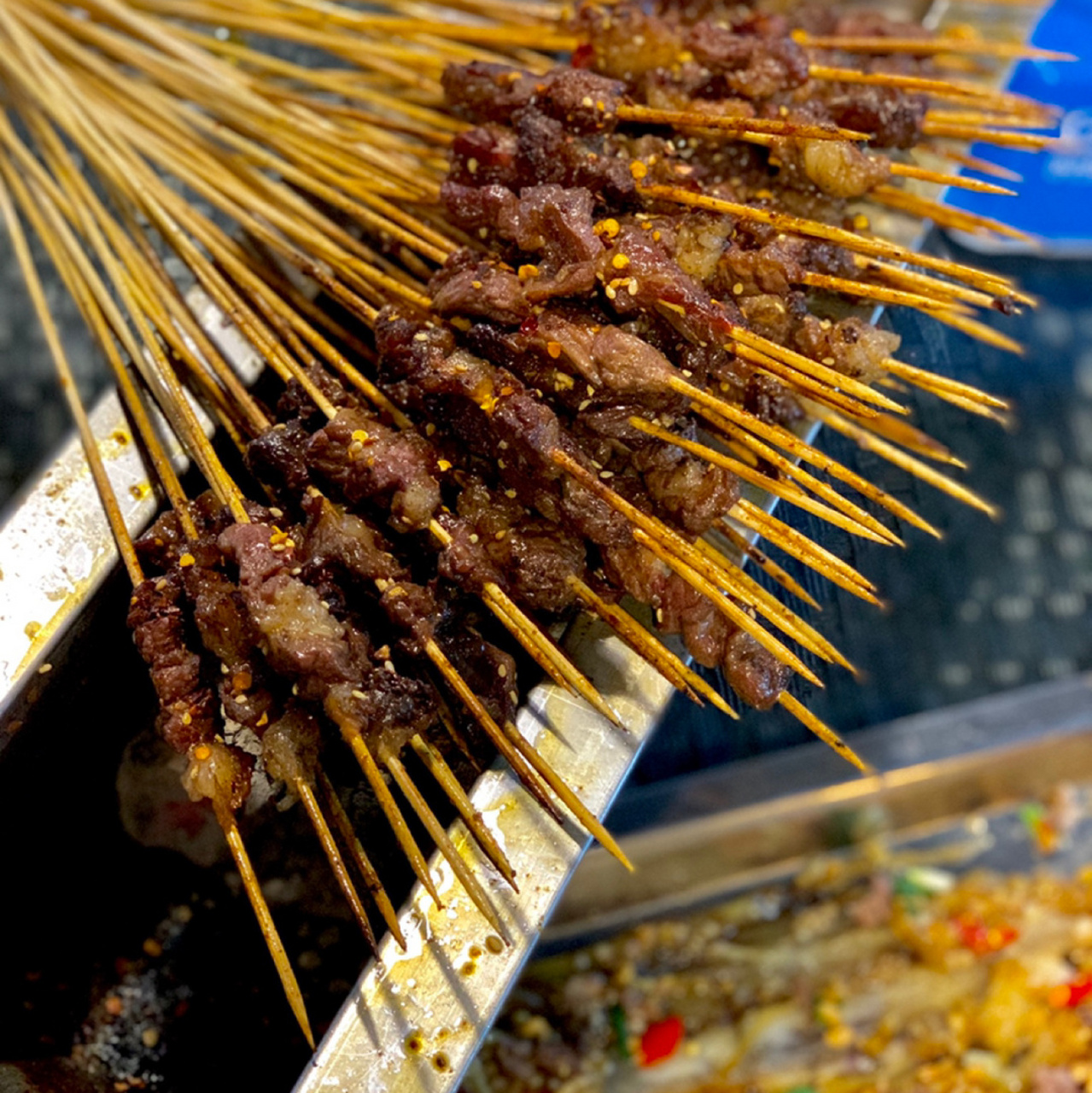 来昭通一定要吃昭通小肉串 《人生一串》推荐 来到云南昭通,一定要吃