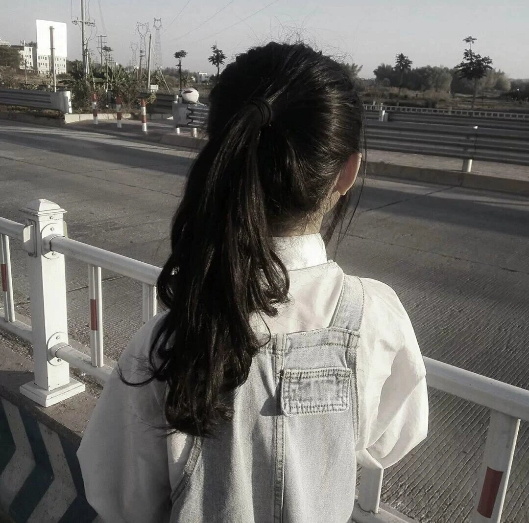 绝美女生背影头像