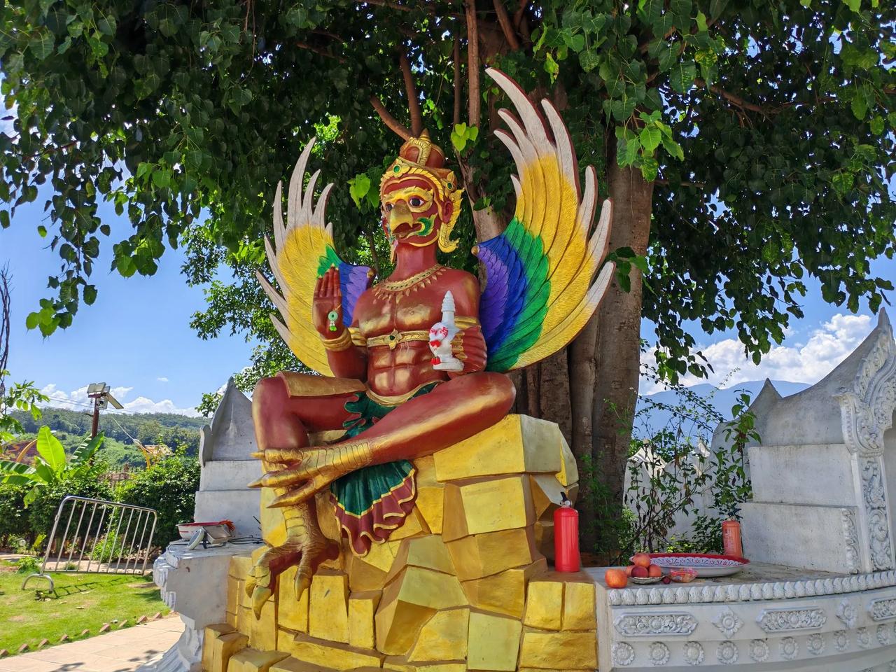 仔细审视自身,就会发现它就像虚幻的景象一般不真实