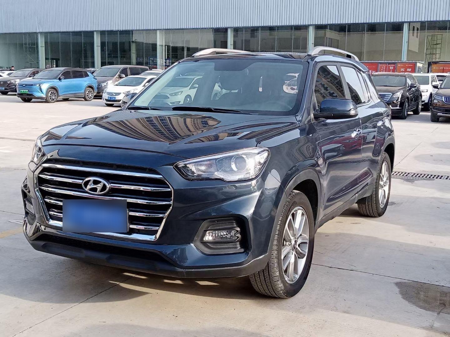 现代ix35.新到19年19款现代ix35 2.0自动天窗 智勇畅质版 带电动座椅