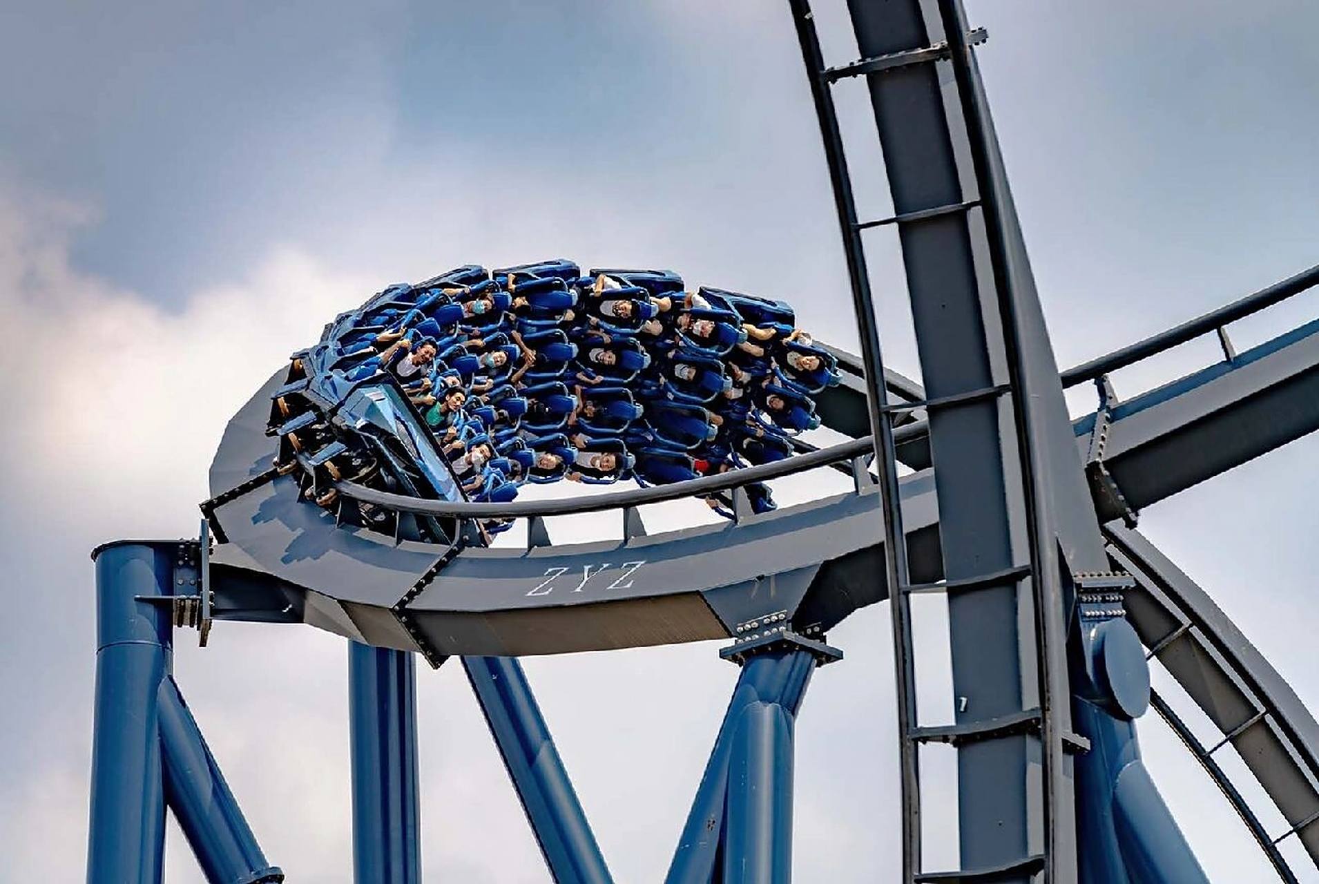 环球影城 | 霸天虎过山车 轨道跟欢乐谷比起来还是崭新的 拍出来就很