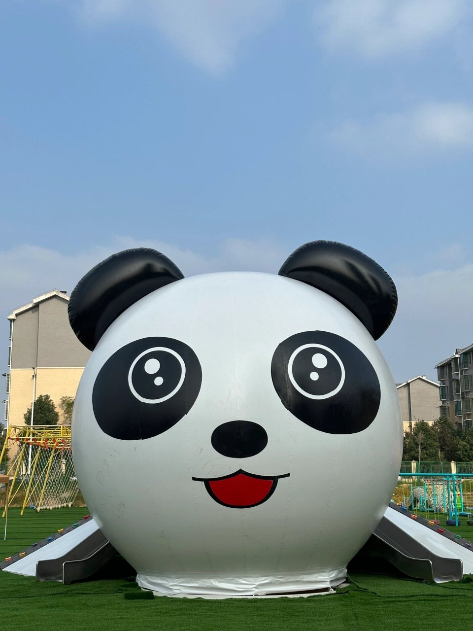 博雅欢乐世界 首先说一下他的地理位置吧 就是在衡阳市铁一中附近 讲