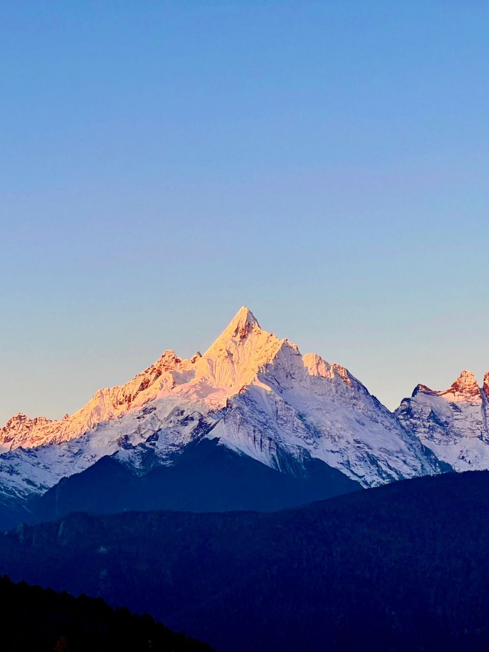 梅里雪山100%日照金山 香格里拉,三日游攻略 正值十一月,梅里雪山日照